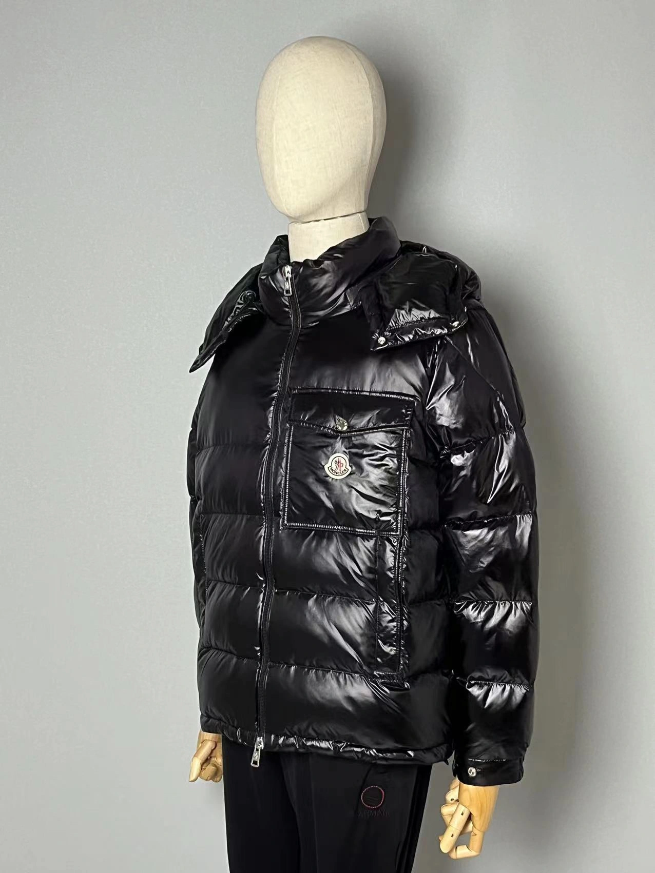 Durable Moncler Down Jackets 145622