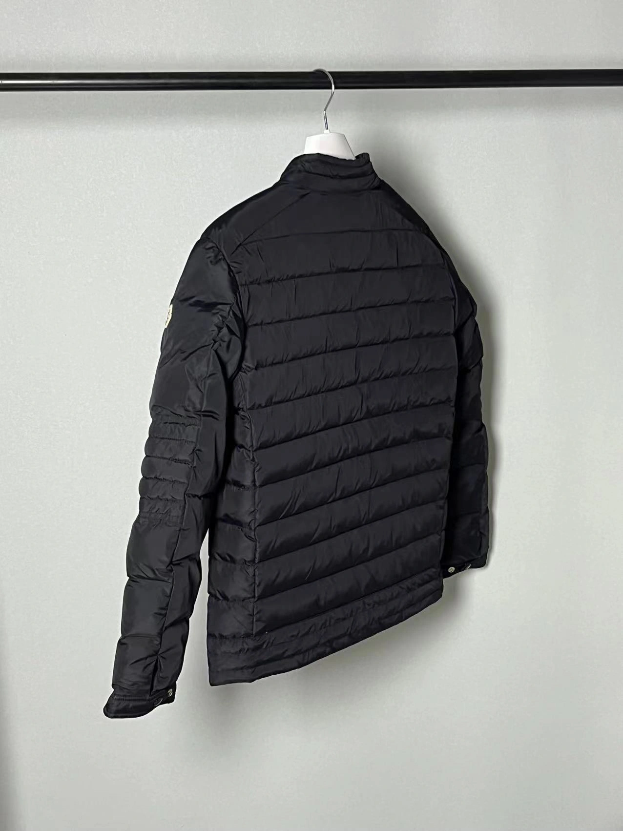 Modern Moncler Down Jackets 145613