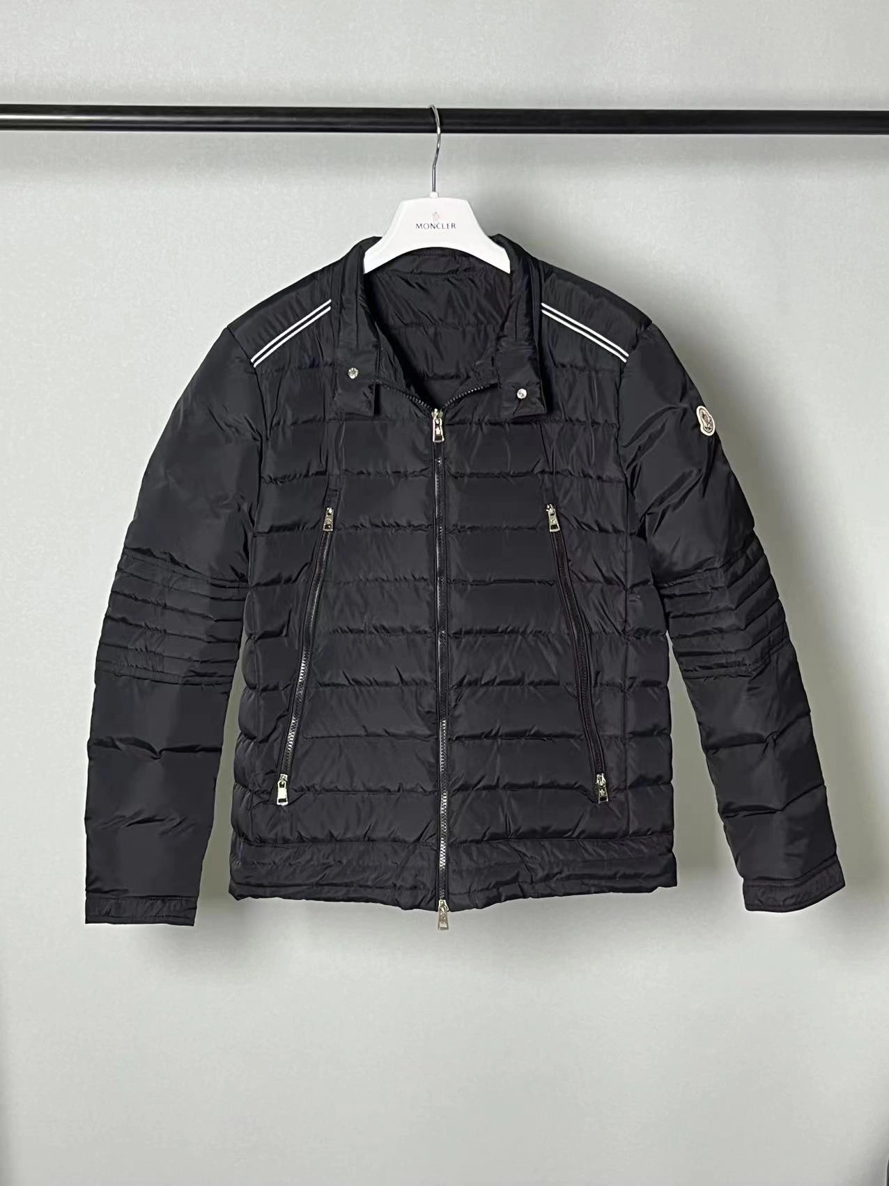 Modern Moncler Down Jackets 145613