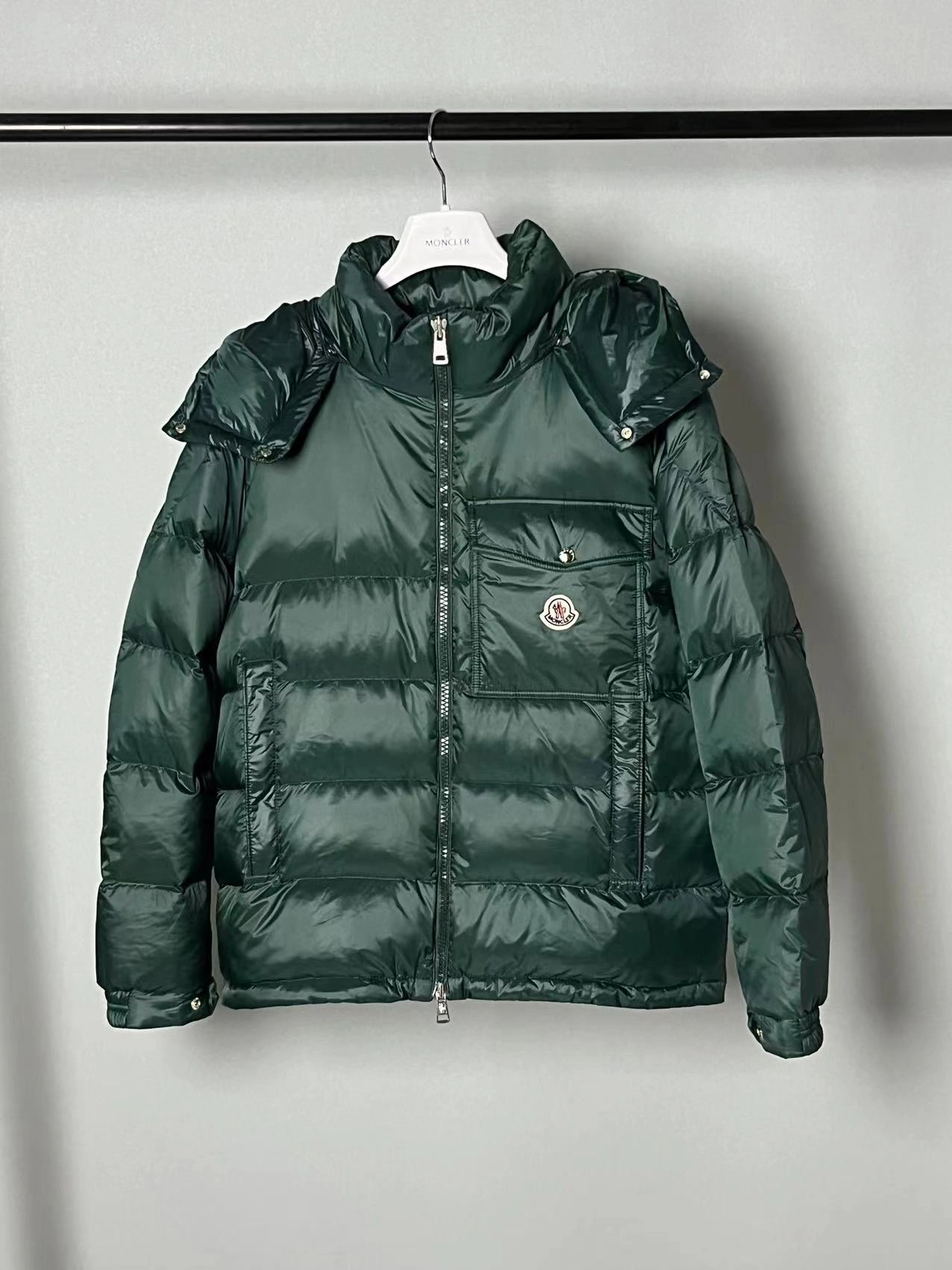 ModernLook Moncler Down Jackets 145630