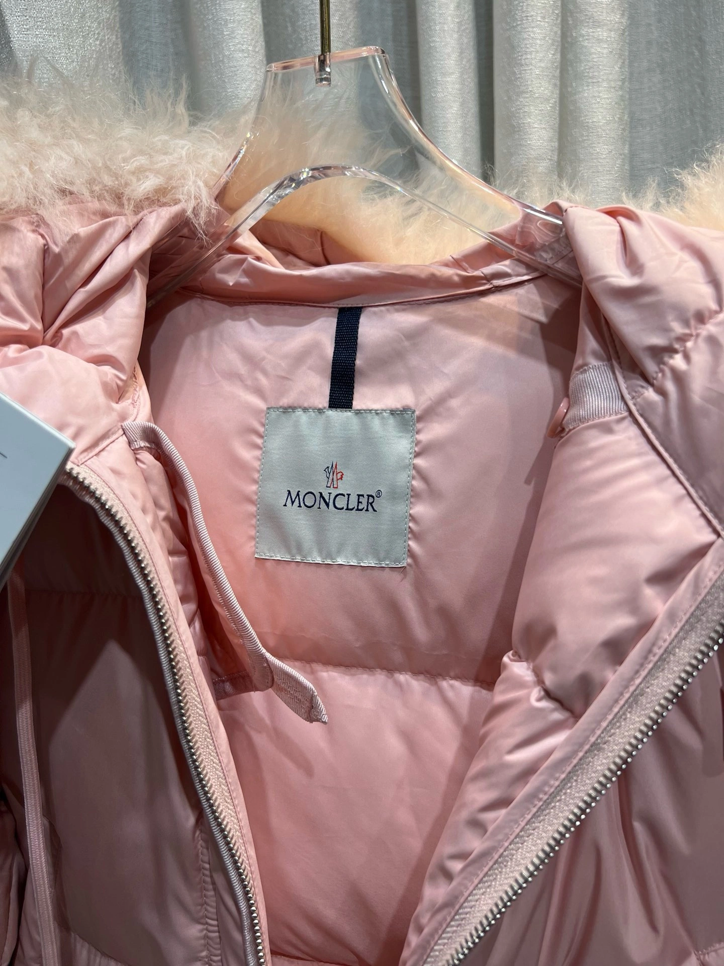 Moncler Down Jackets HighPerformance 145628