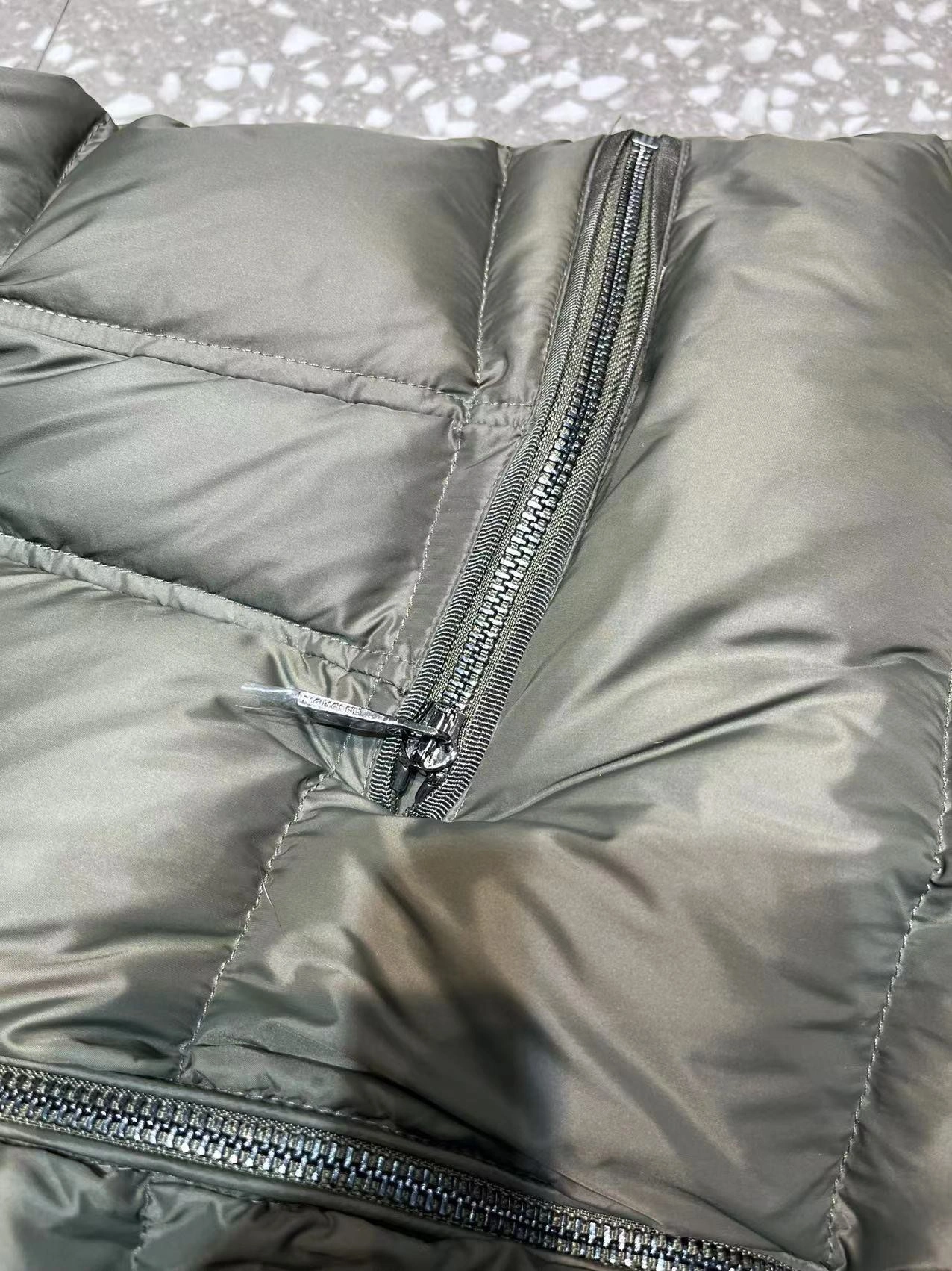 Moncler Down Jackets Lightweight 145607