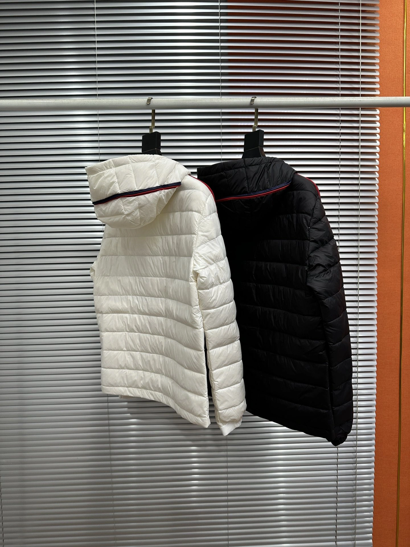 Soft Moncler Down Jackets 145601