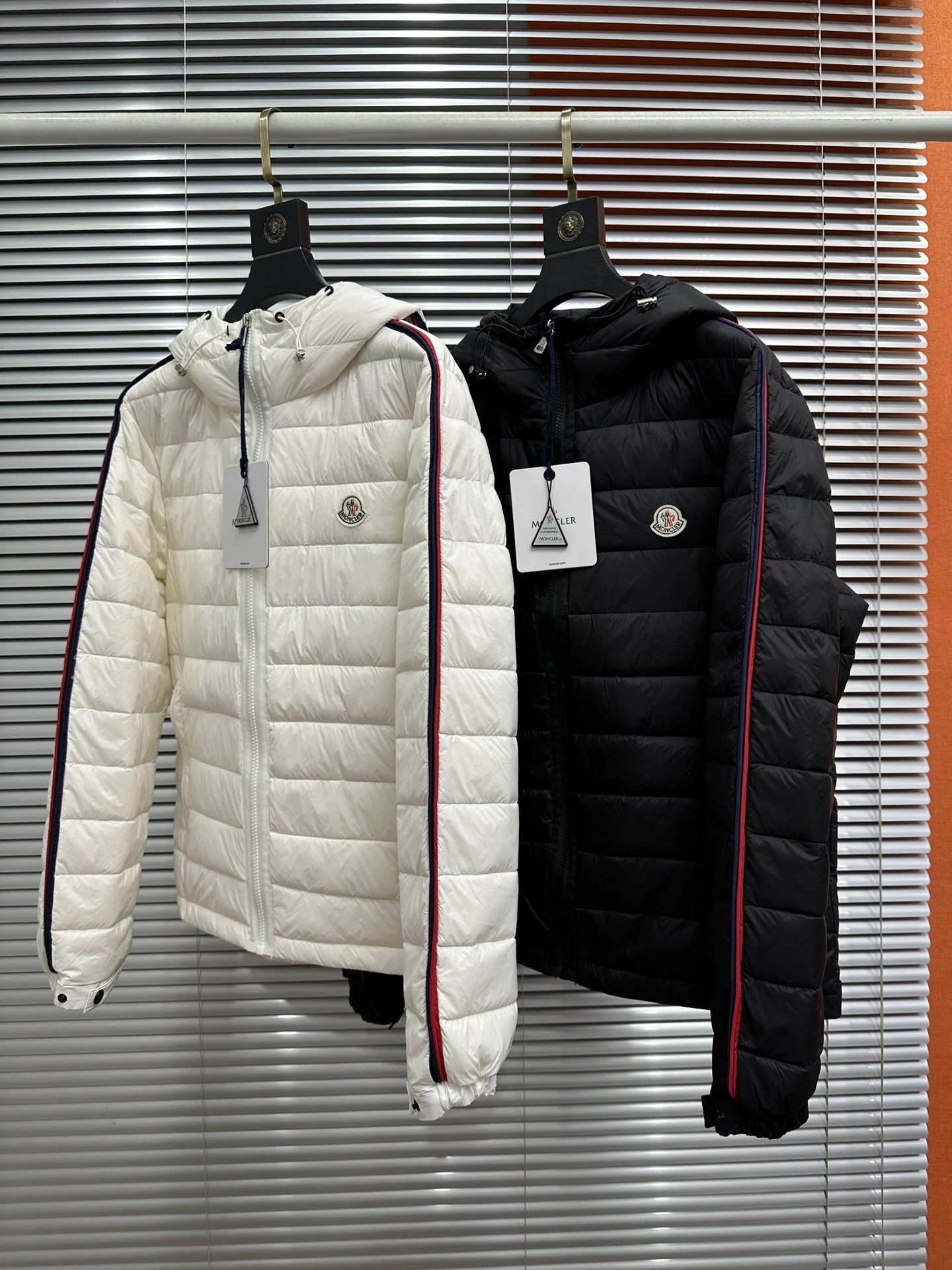 Soft Moncler Down Jackets 145601