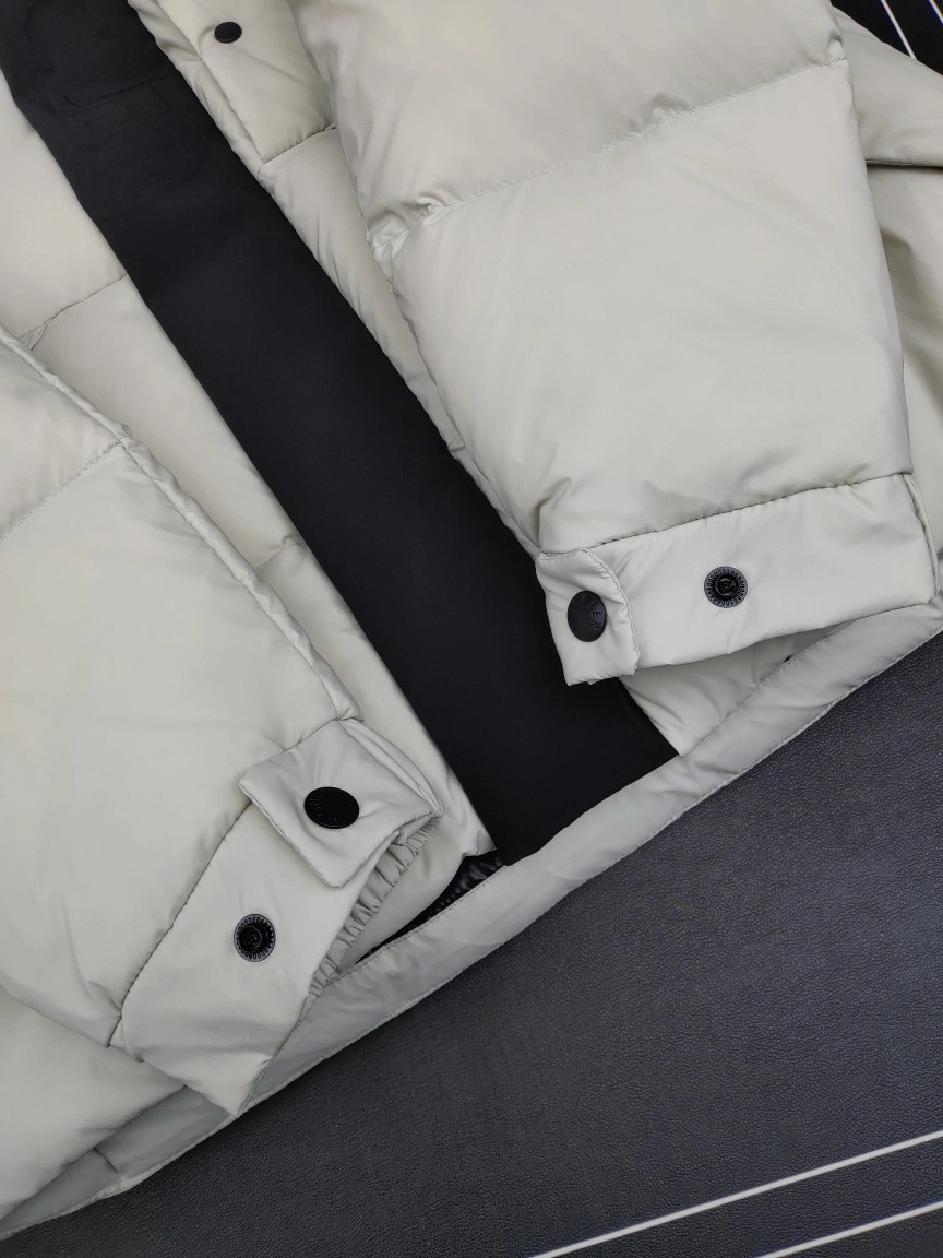 Sustainable Moncler Down Jackets 145571