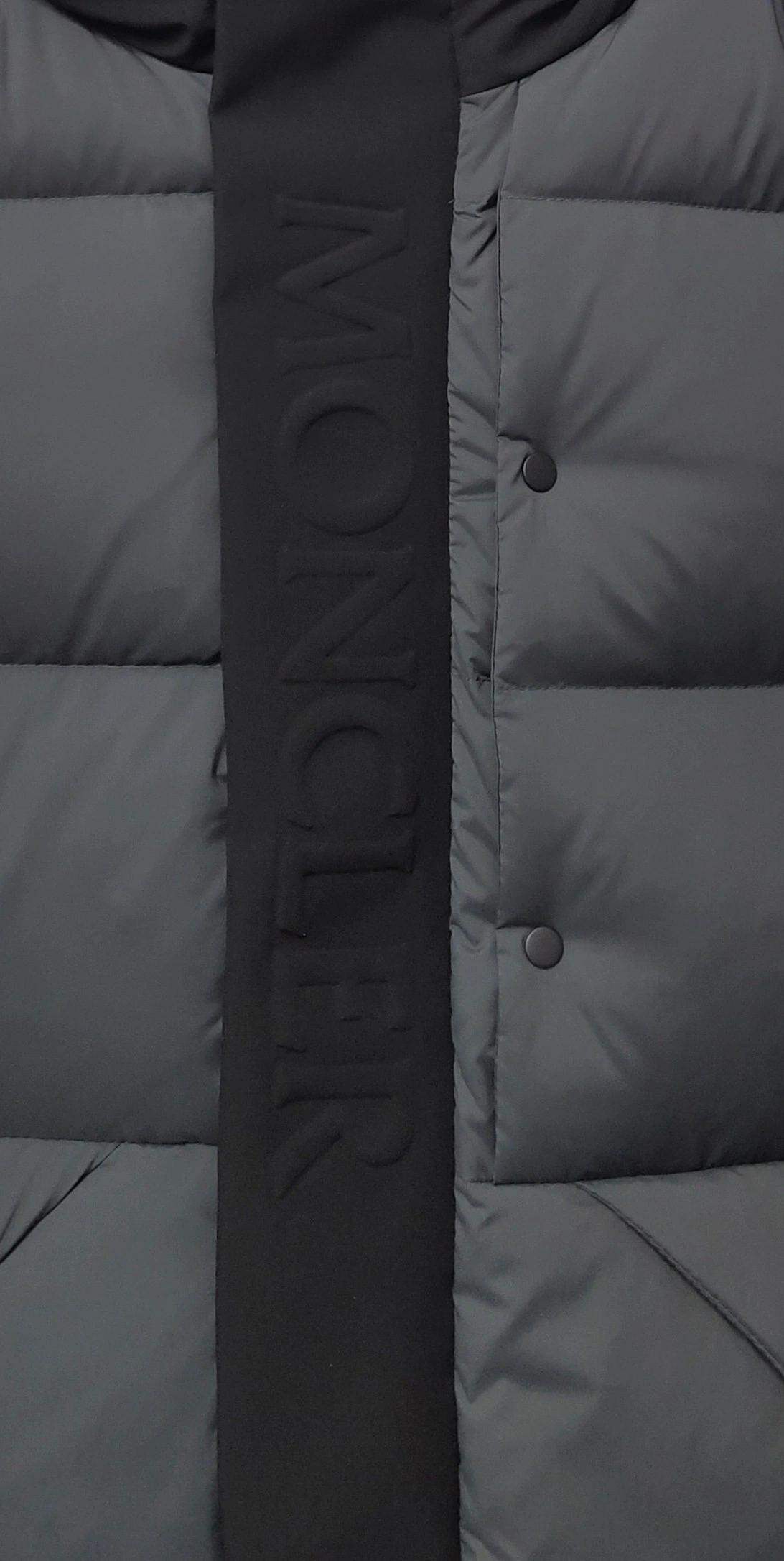 Moncler Down Jackets HighQuality 145574