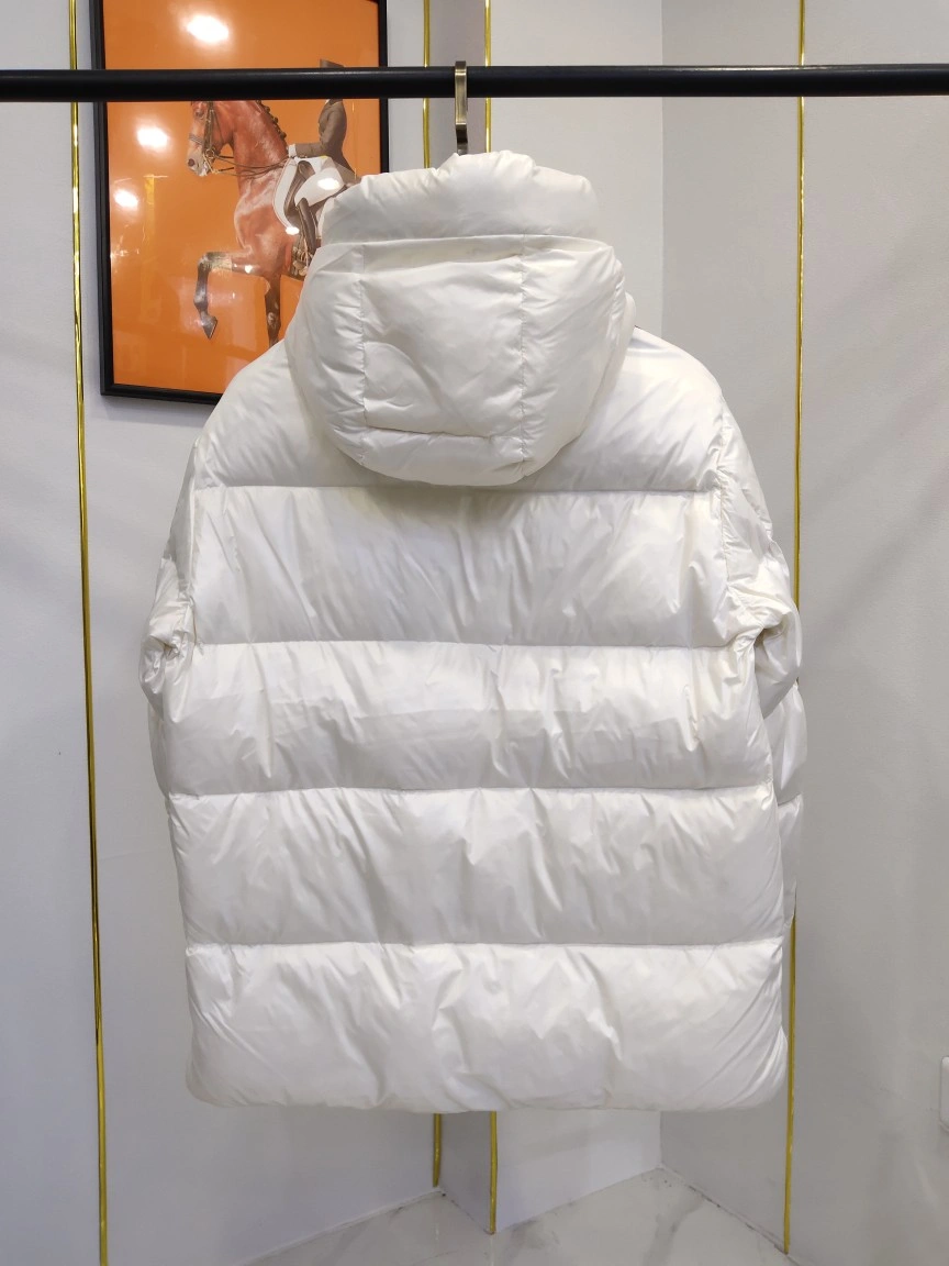 Seasonal Moncler Down Jackets 145580