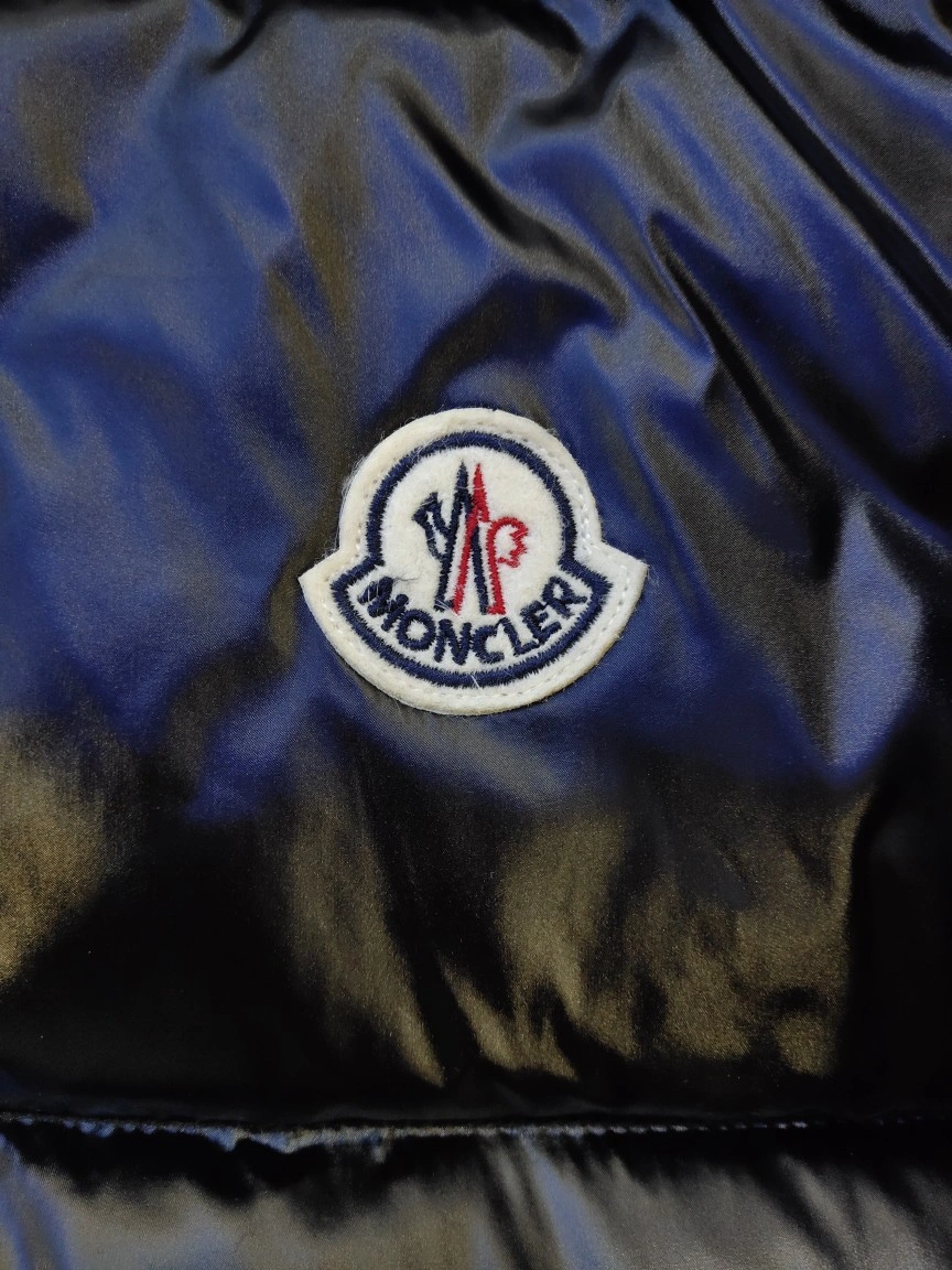FashionForward Moncler Down Jackets 145570