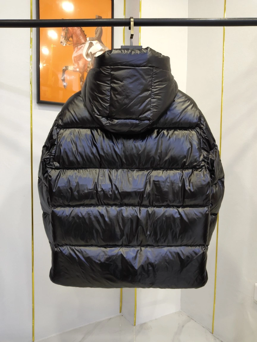 FashionForward Moncler Down Jackets 145570