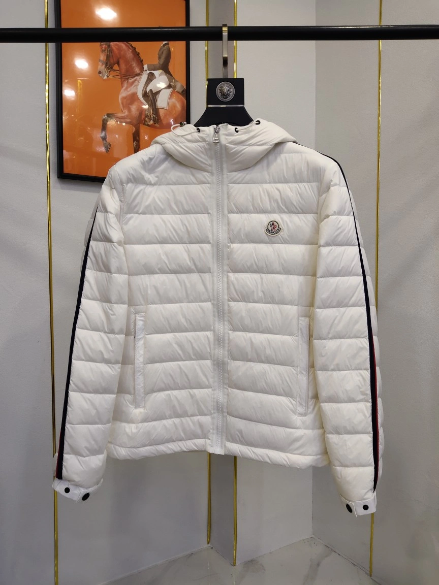 Durable Moncler Down Jackets 145582