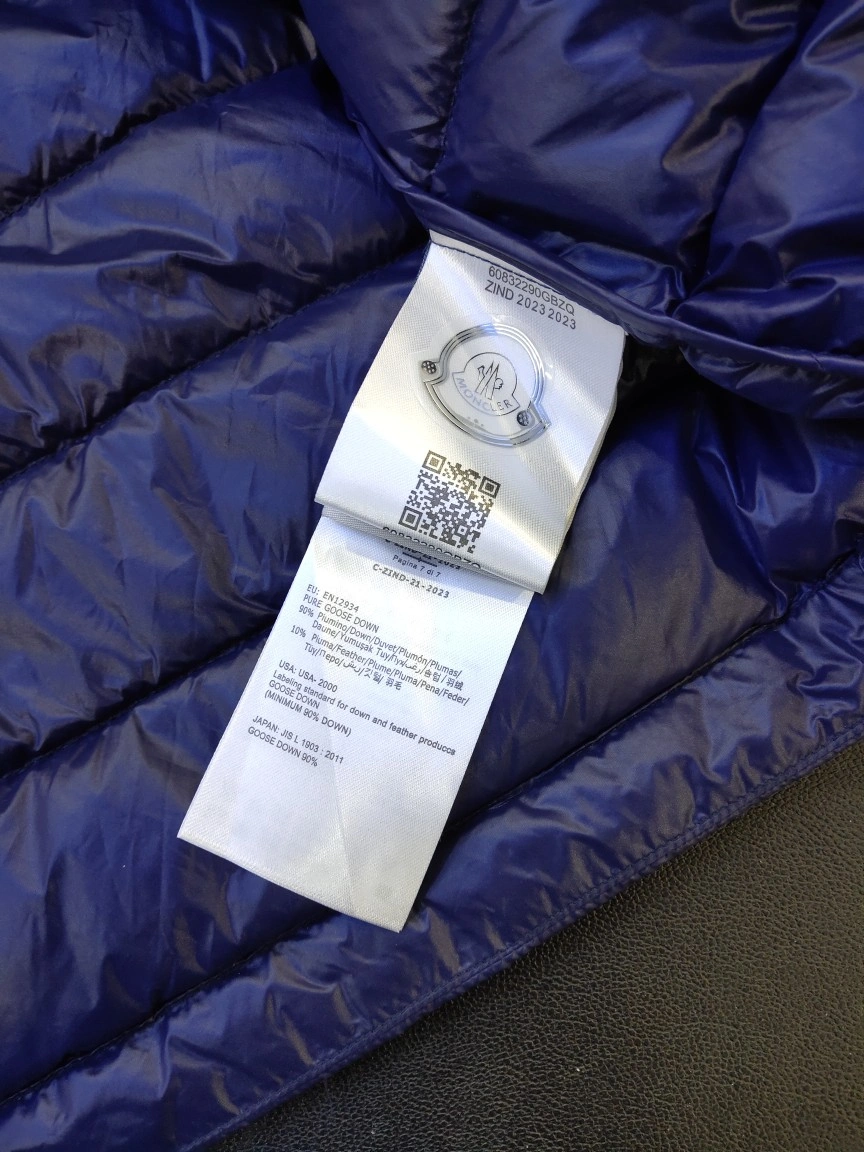 Attractive Moncler Down Jackets 145584