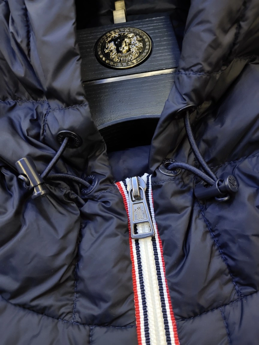 WellDesigned Moncler Down Jackets 145564