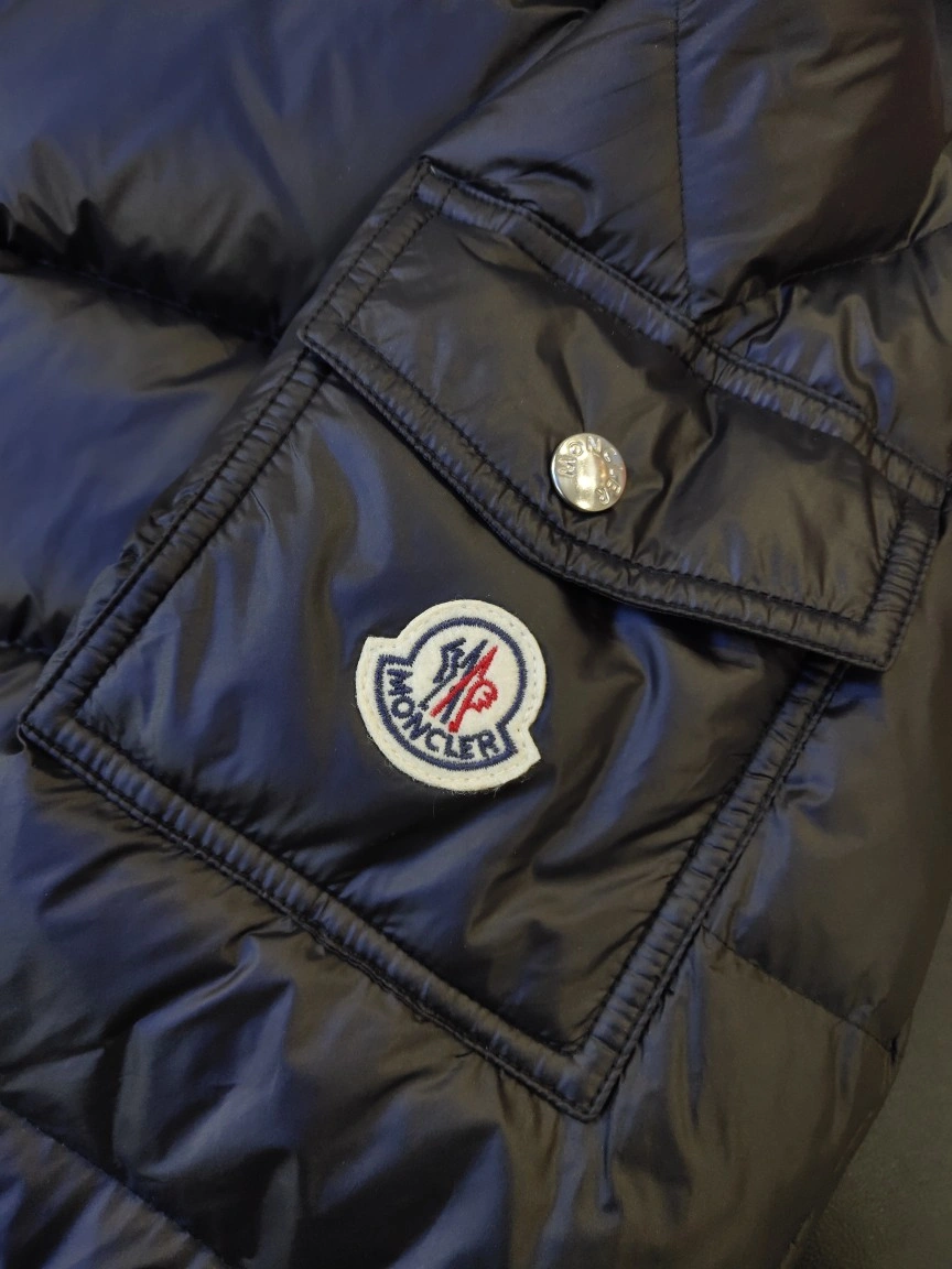 MoistureWicking Moncler Down Jackets 145572