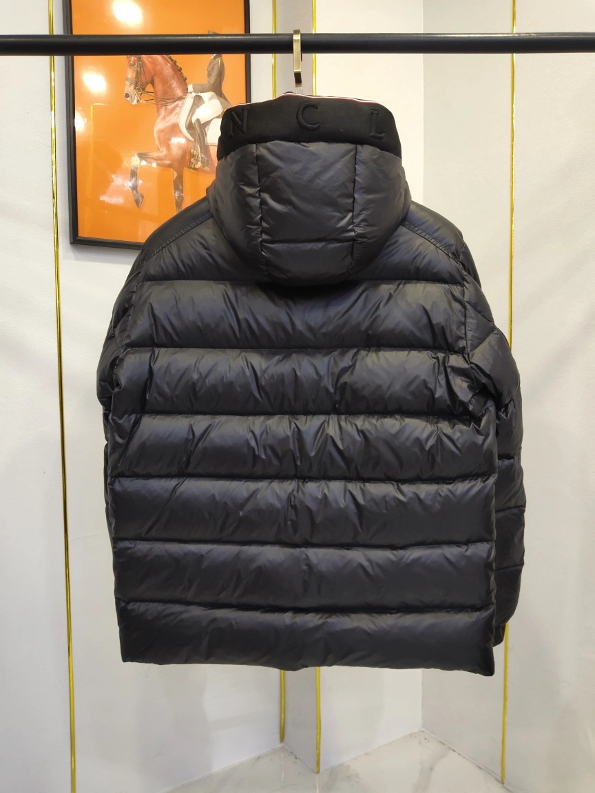 MoistureWicking Moncler Down Jackets 145572