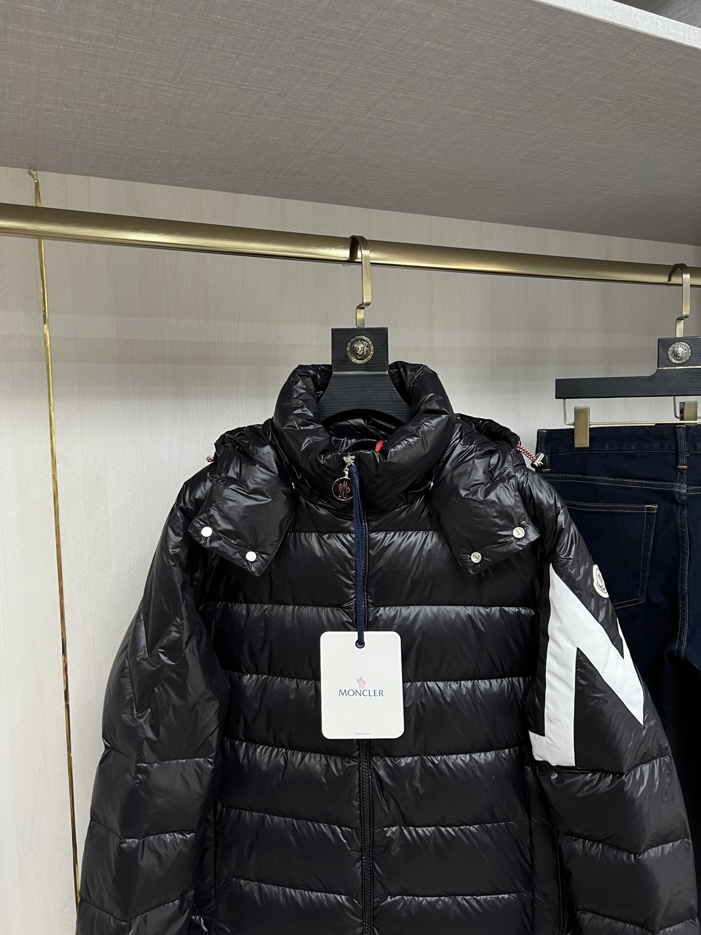 Sustainable Moncler Down Jackets 145567