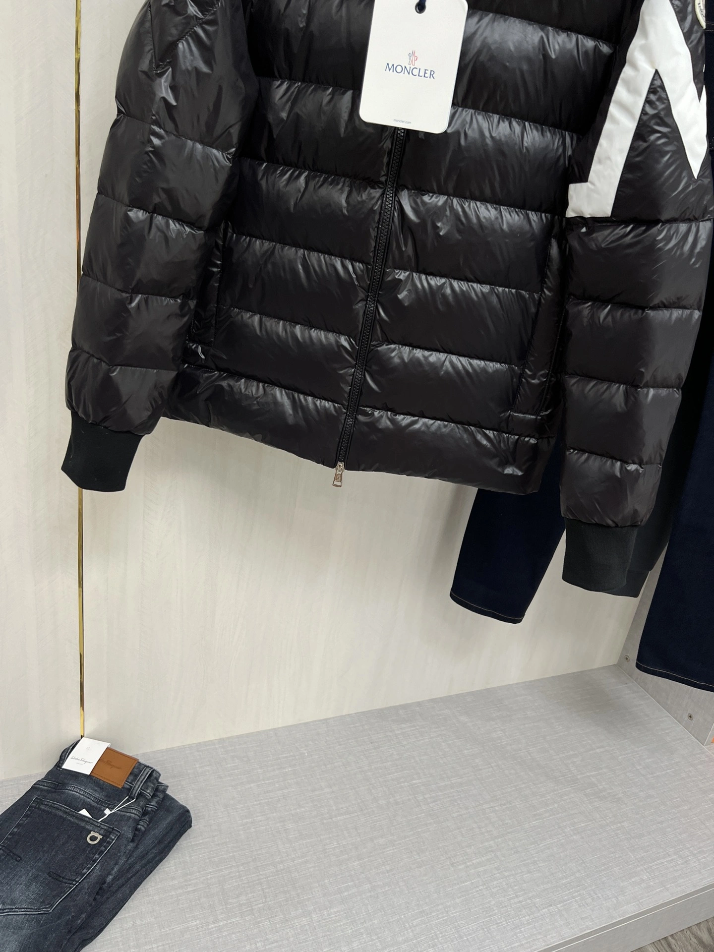 Sustainable Moncler Down Jackets 145567