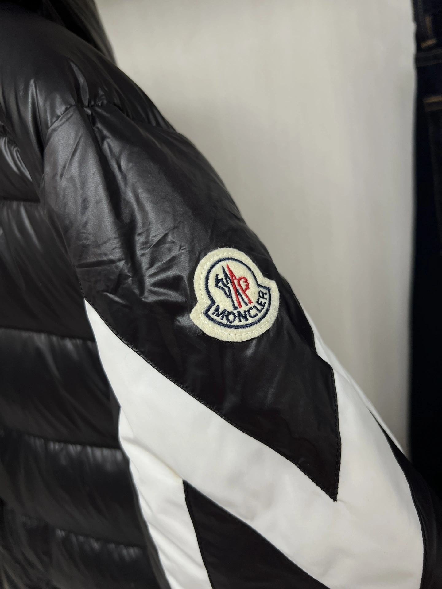 Sustainable Moncler Down Jackets 145567