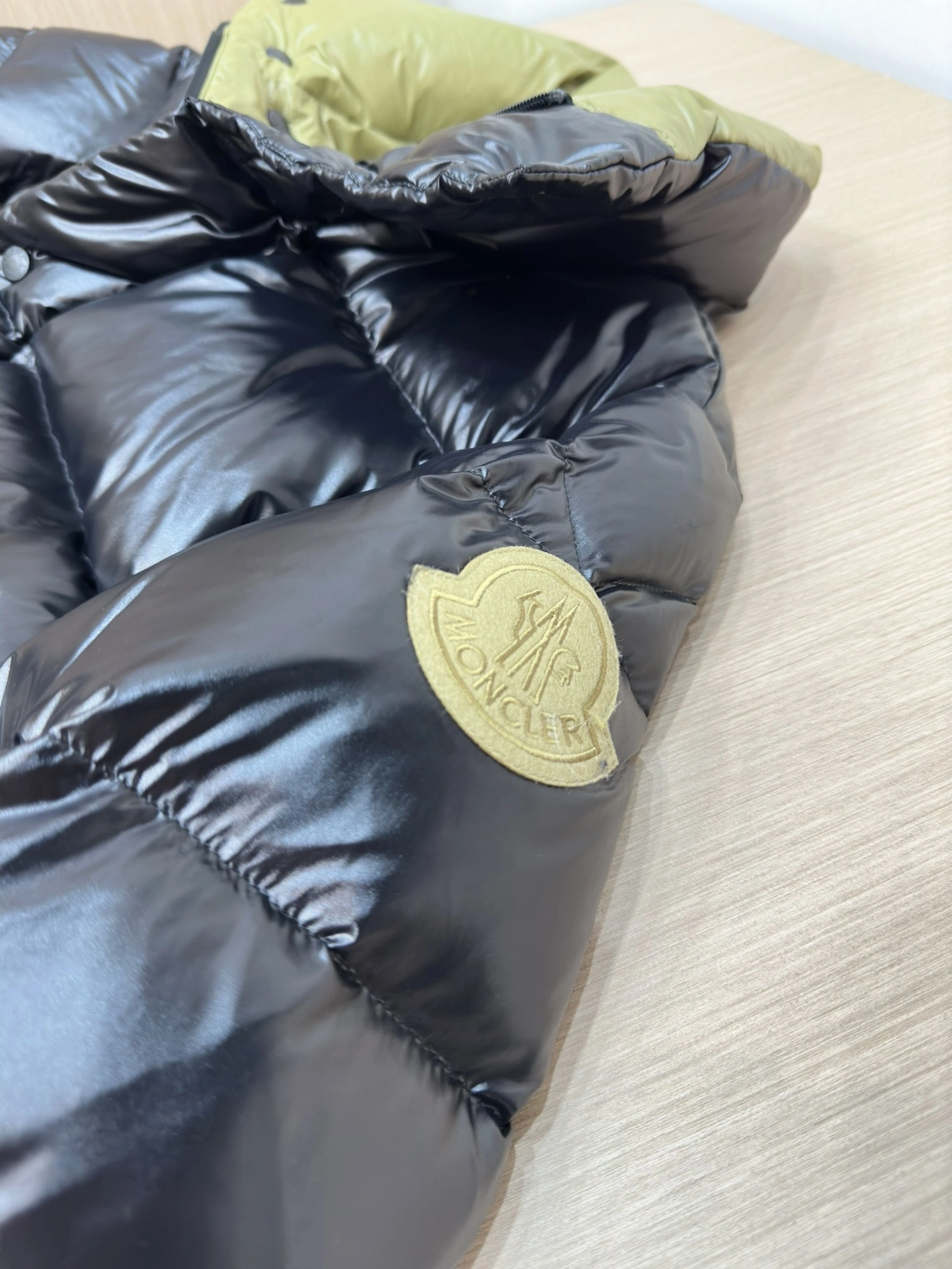 Moncler Down Jackets Lightweight 145561