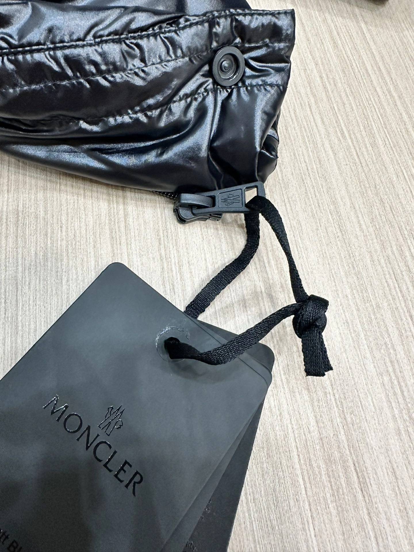 Moncler Down Jackets Lightweight 145561