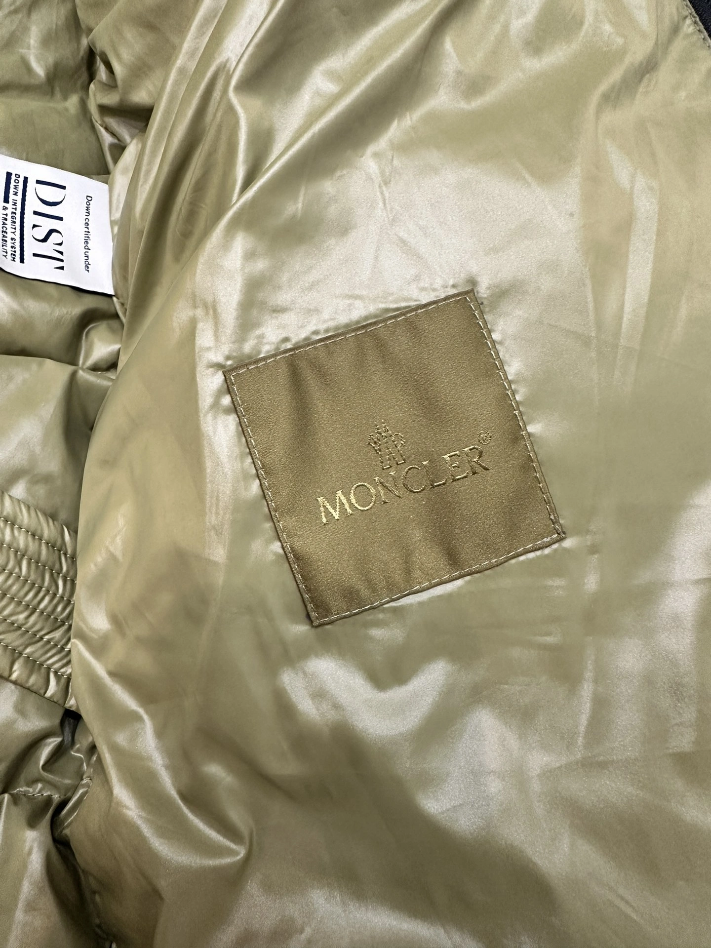 Moncler Down Jackets Lightweight 145561