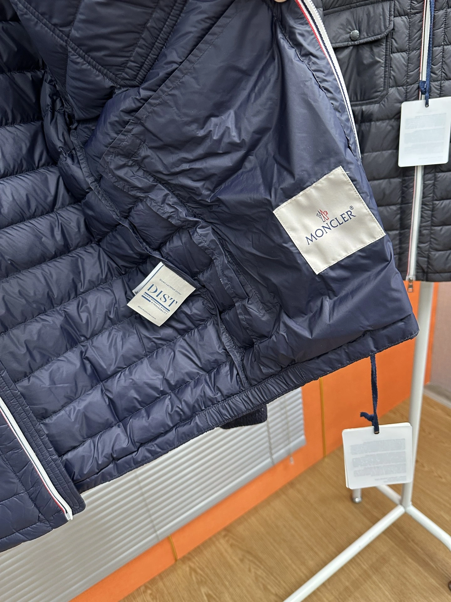 Moncler Down Jackets UrbanStyle 145557