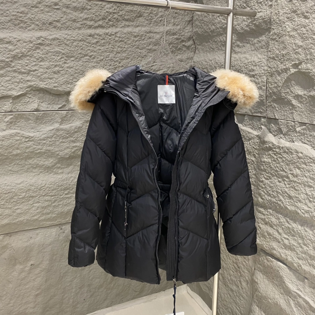 Moncler Down Jackets Comfortable 145538