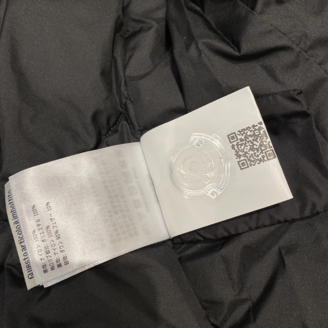 Moncler Down Jackets Comfortable 145538