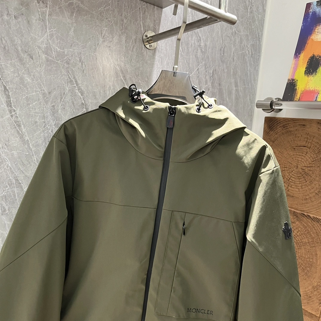 Moncler Down Jackets SportInspired 145550