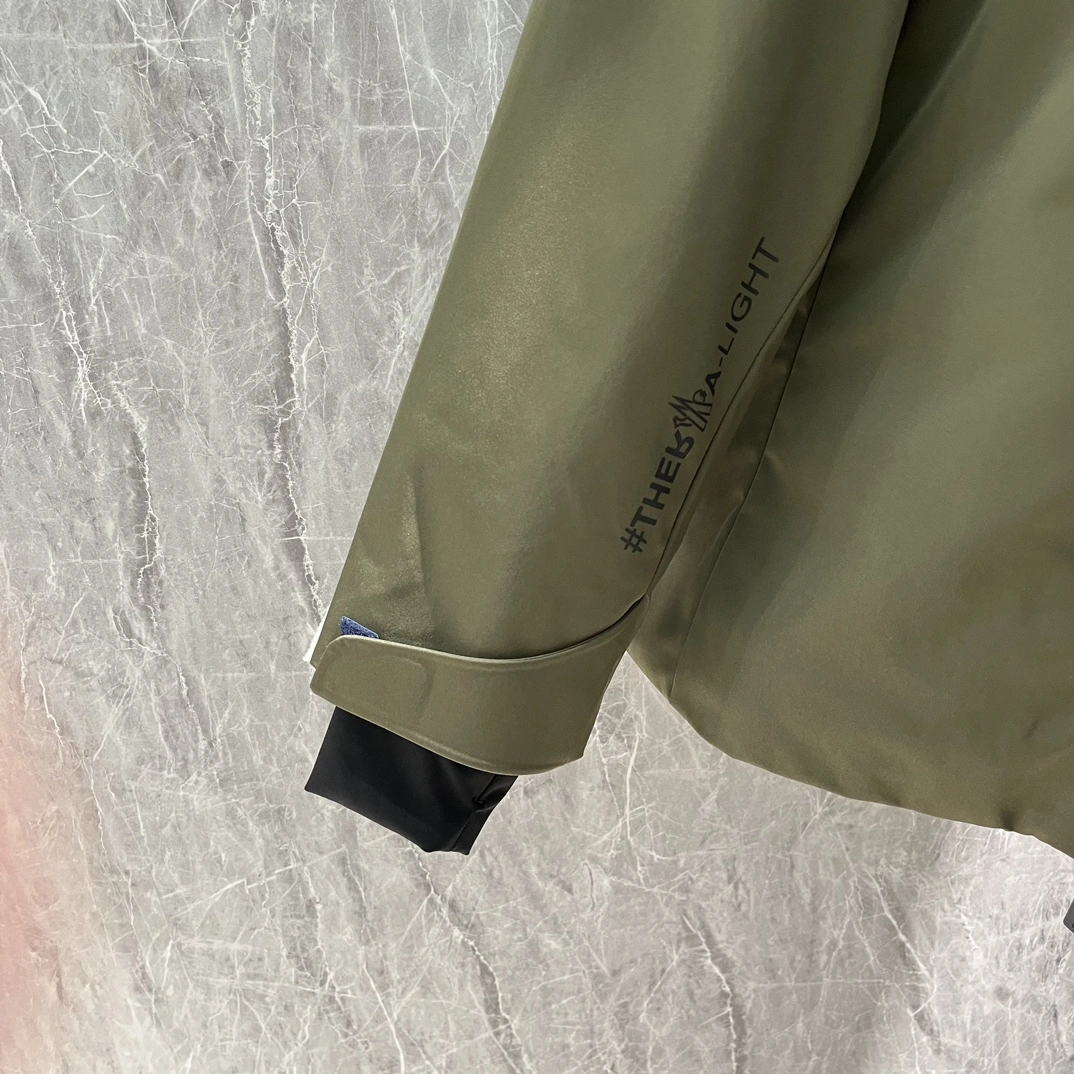 Moncler Down Jackets SportInspired 145550