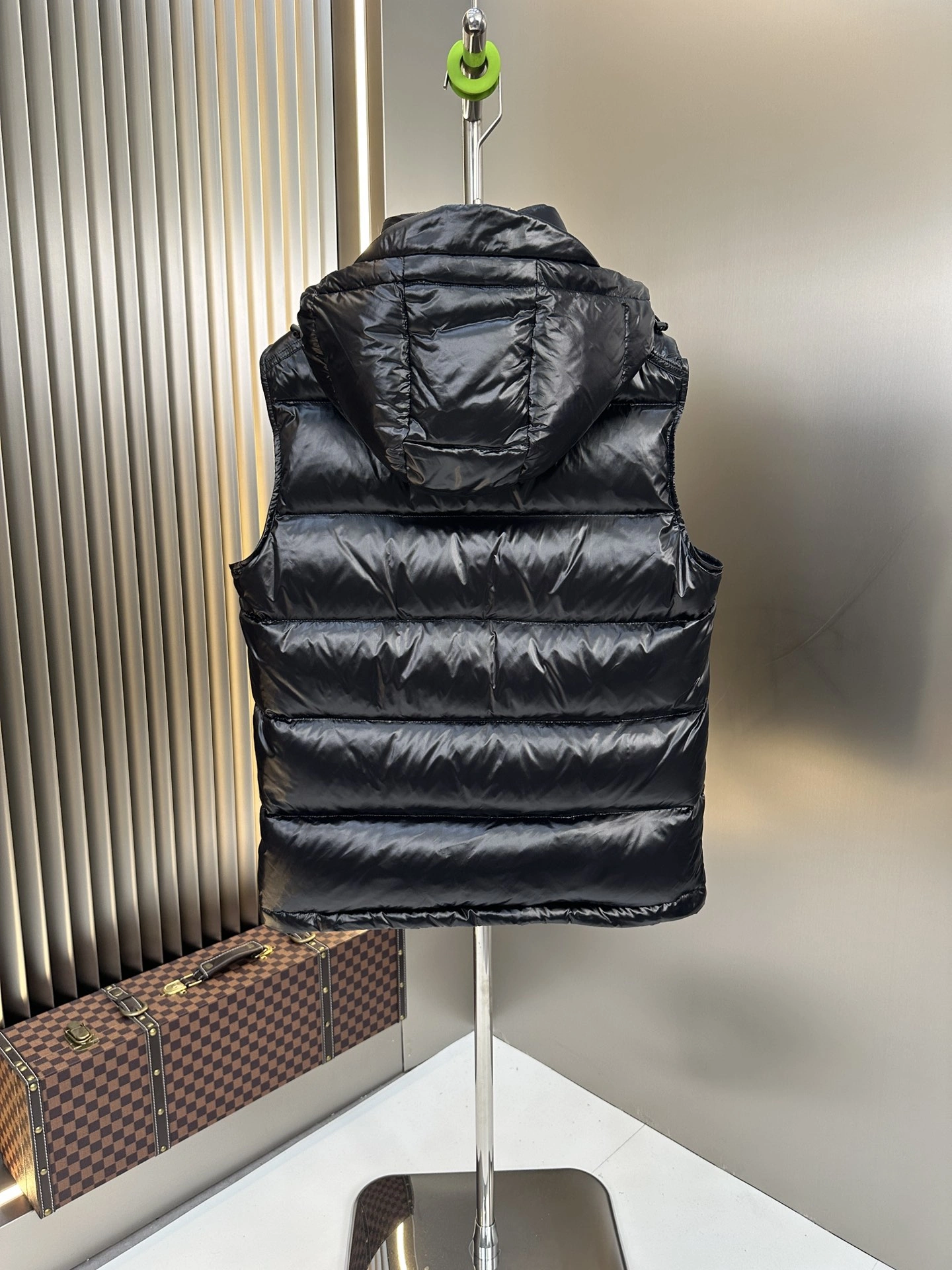 Moncler Down Jackets Comfortable 145544