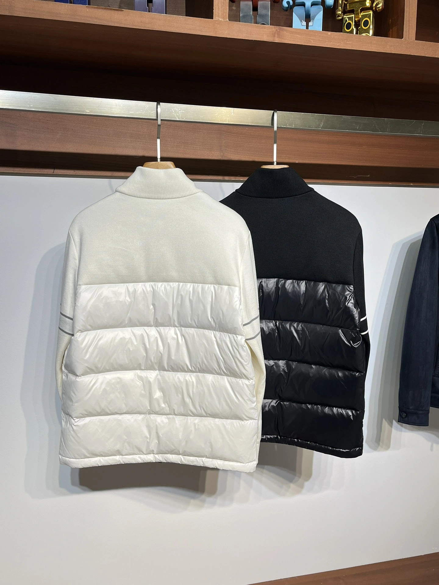 Moncler Down Jackets Youthful 145552