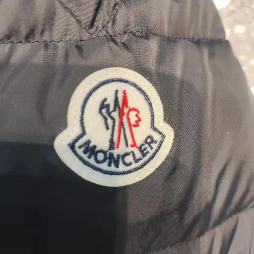 Neat Moncler Down Jackets 145528
