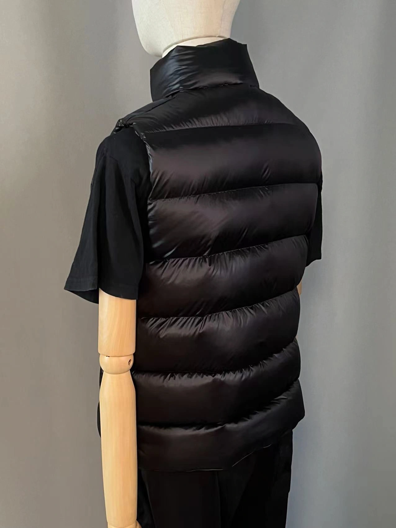 TravelReady Moncler Down Jackets 145534