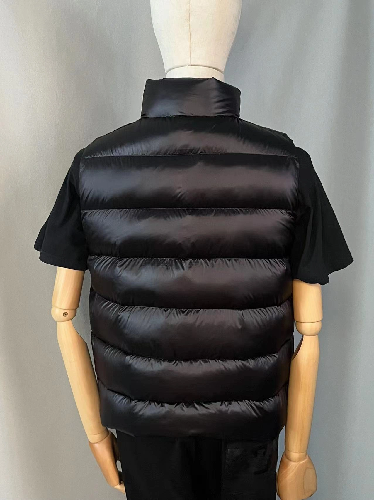 TravelReady Moncler Down Jackets 145534