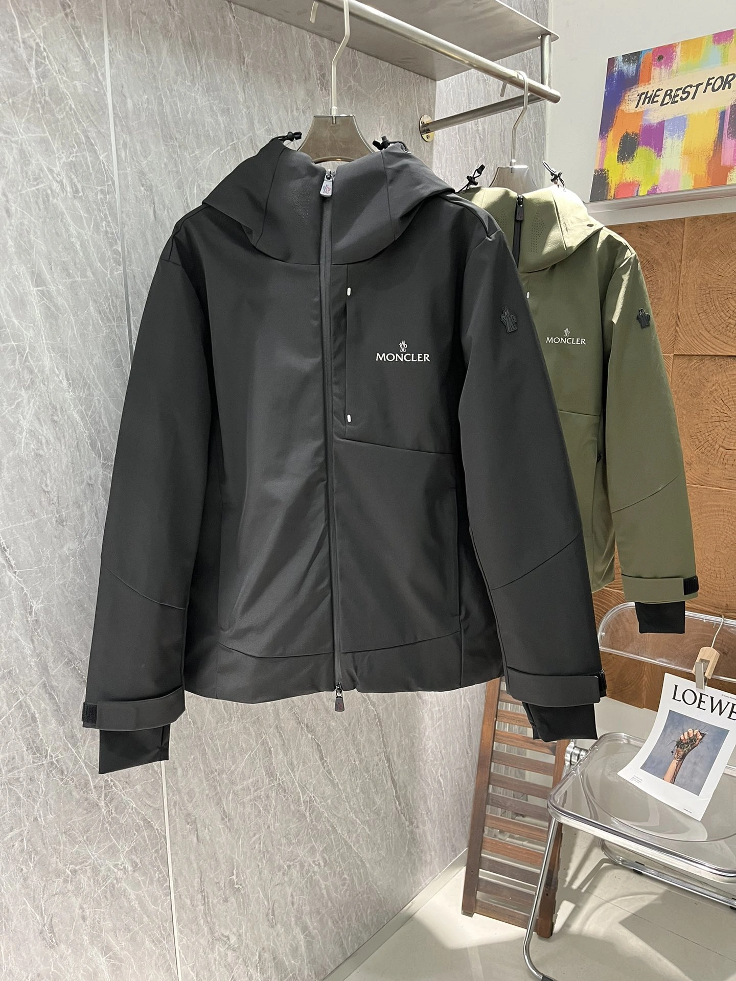 Moncler Down Jackets UrbanChic 145537