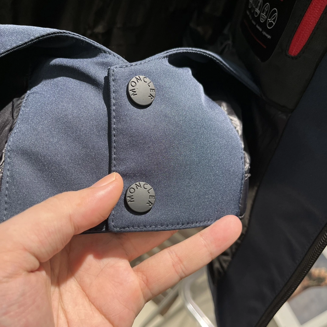 Moncler Down Jackets Cozy 145535