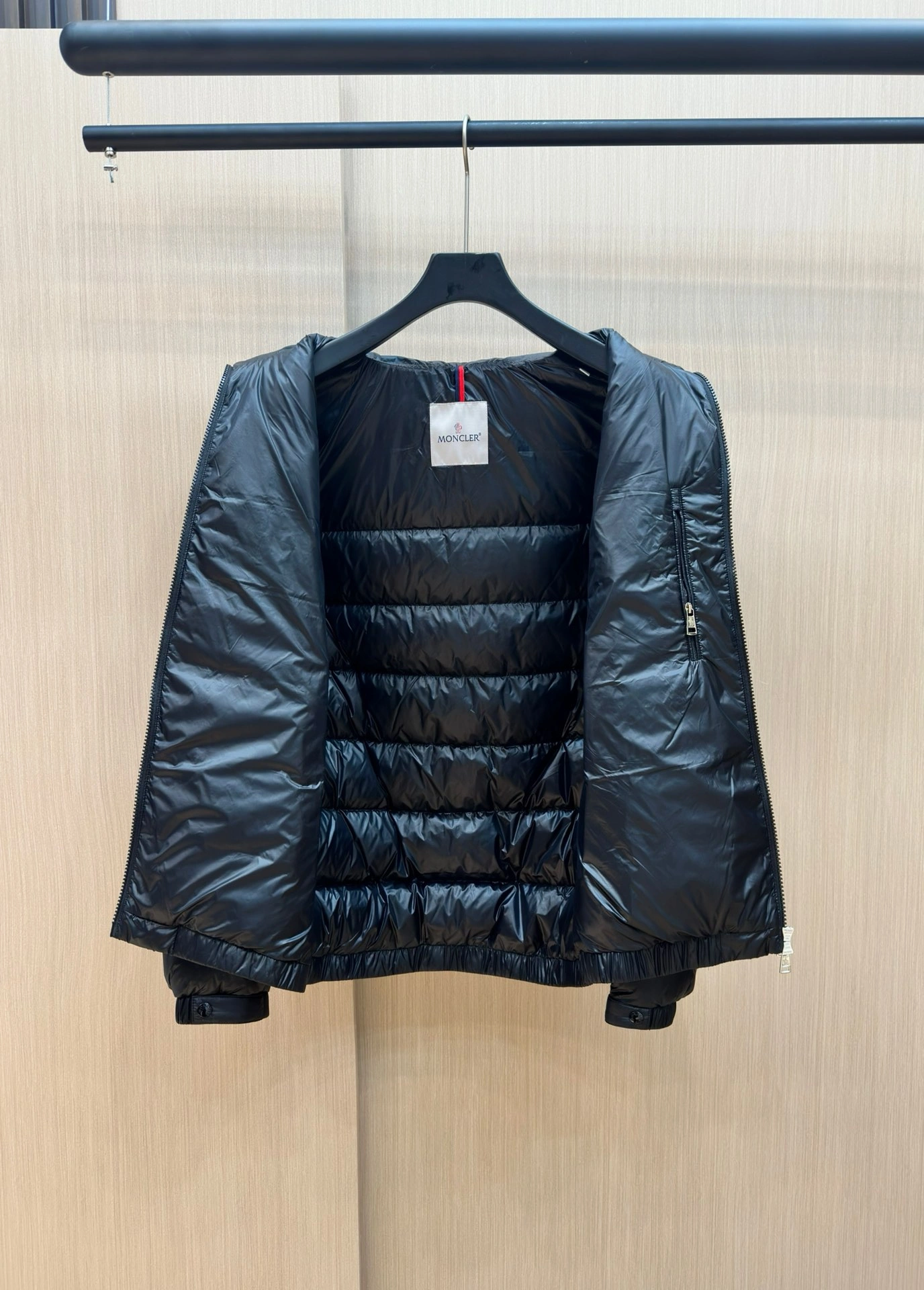 Moncler Down Jackets Breathable 145536
