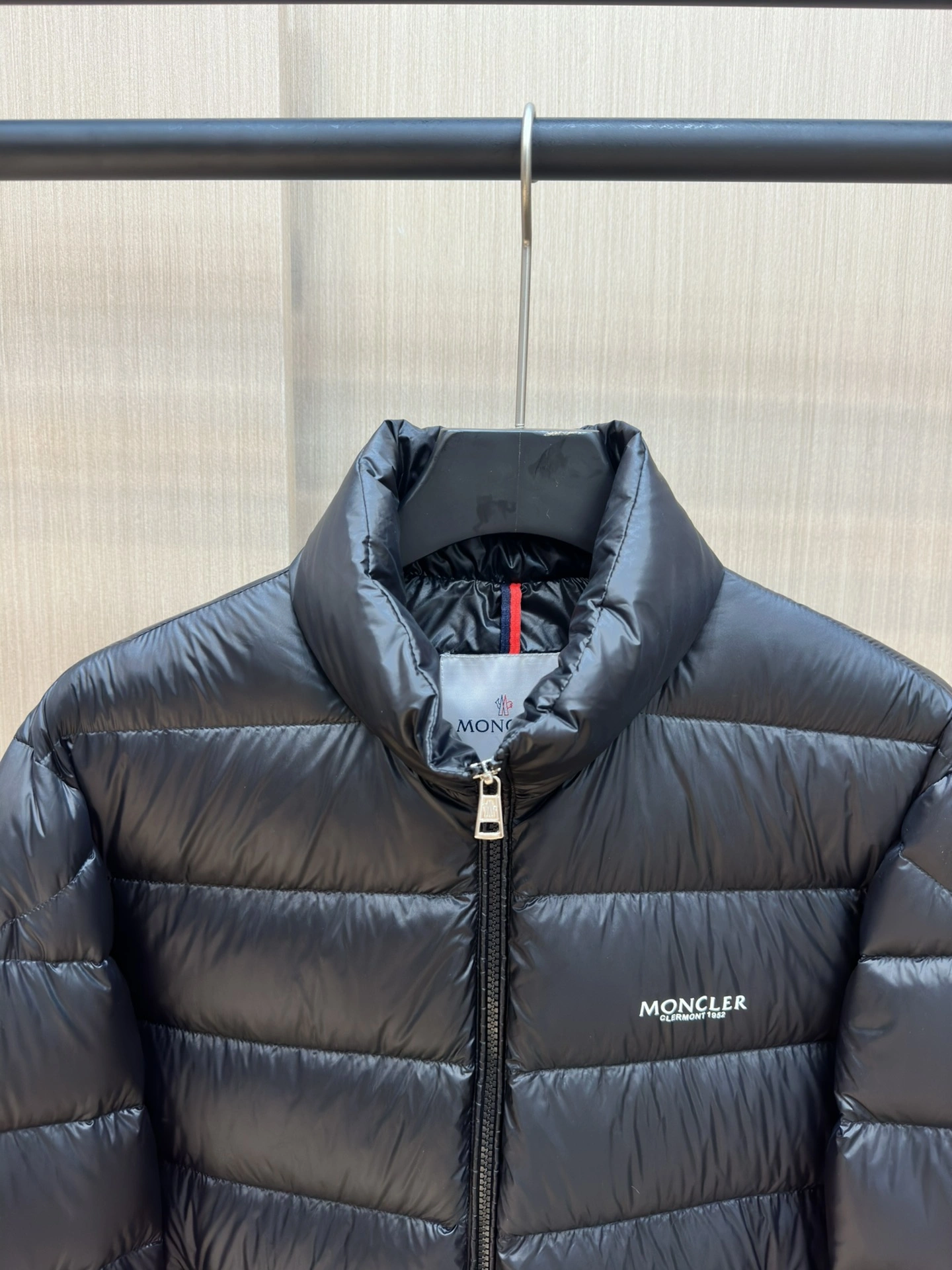 Moncler Down Jackets Breathable 145536