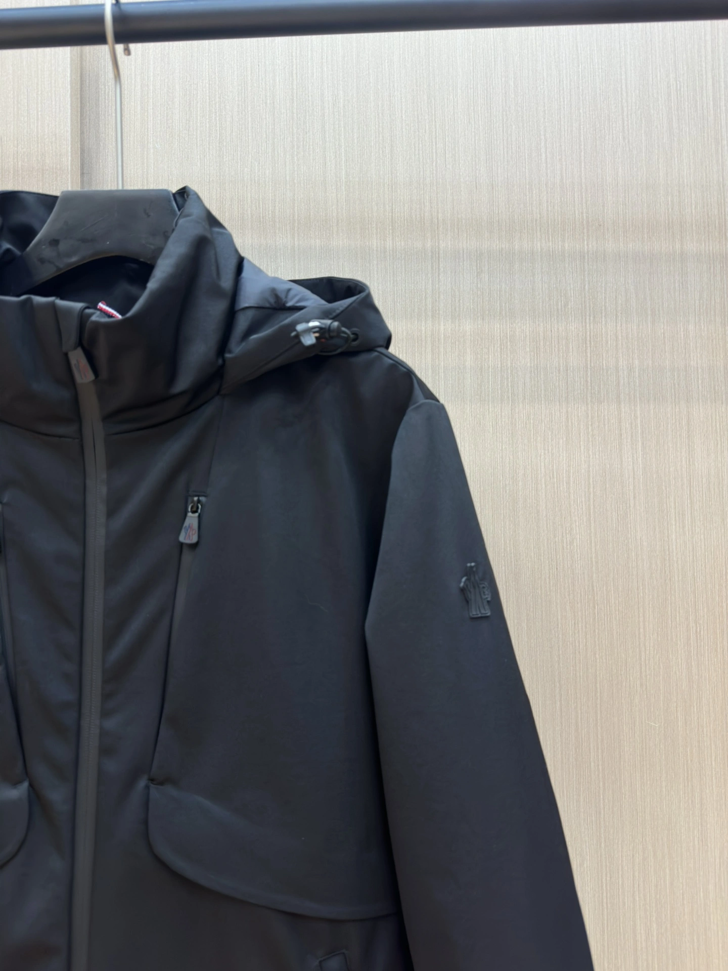 Moncler Down Jackets Practical 145523