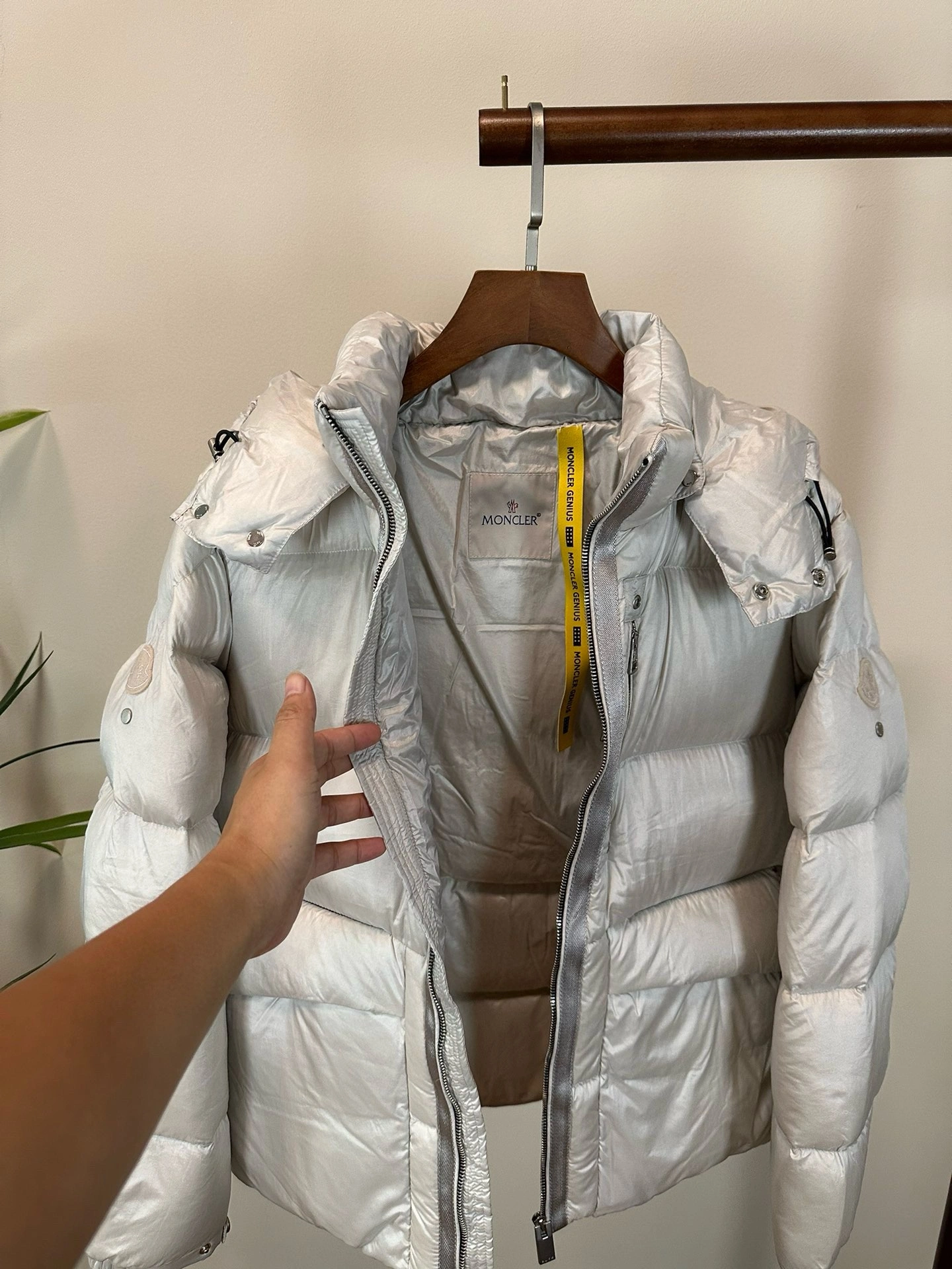 Premium Moncler Down Jackets 145545