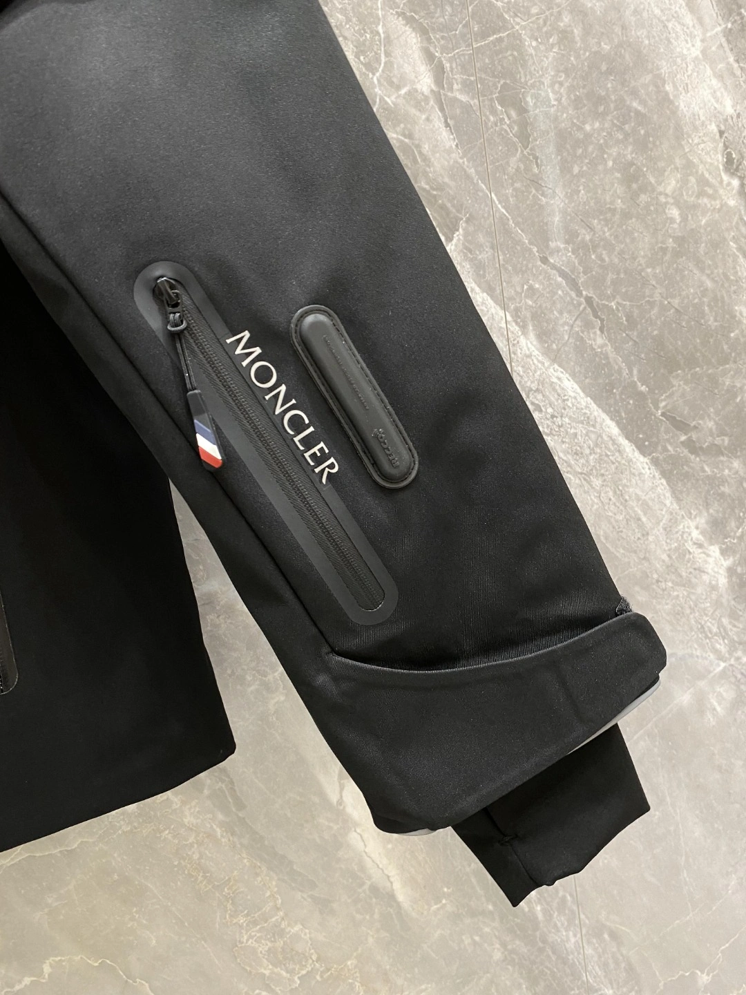 Moncler Down Jackets WaterResistant 145522