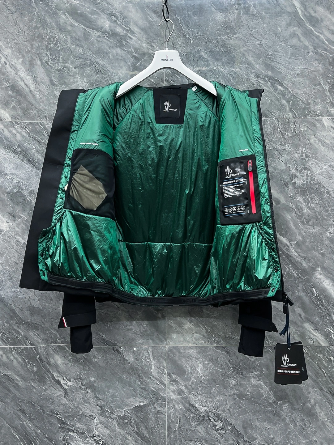 Original Moncler Down Jackets 145527