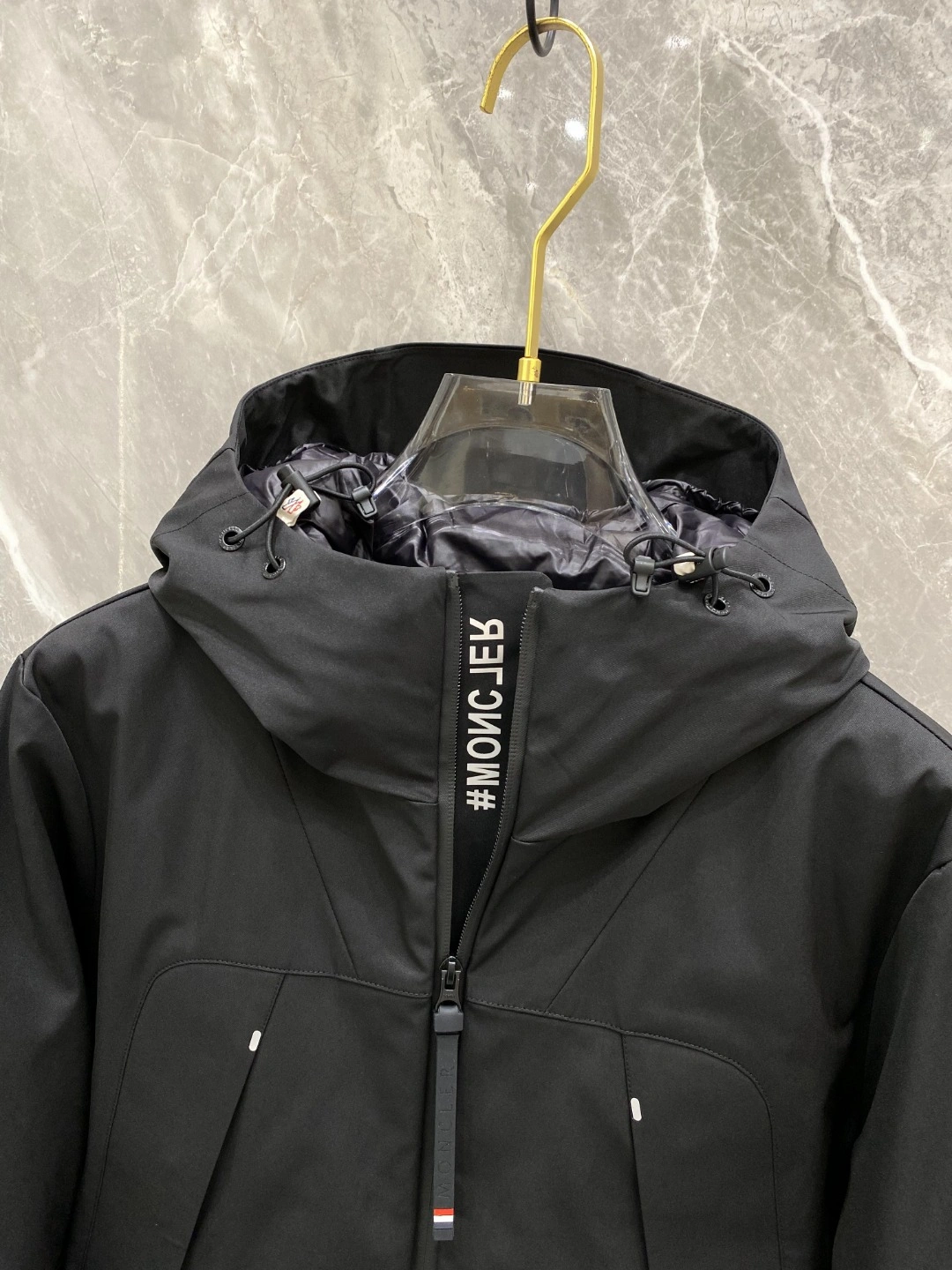 Moncler Down Jackets Attractive 145520