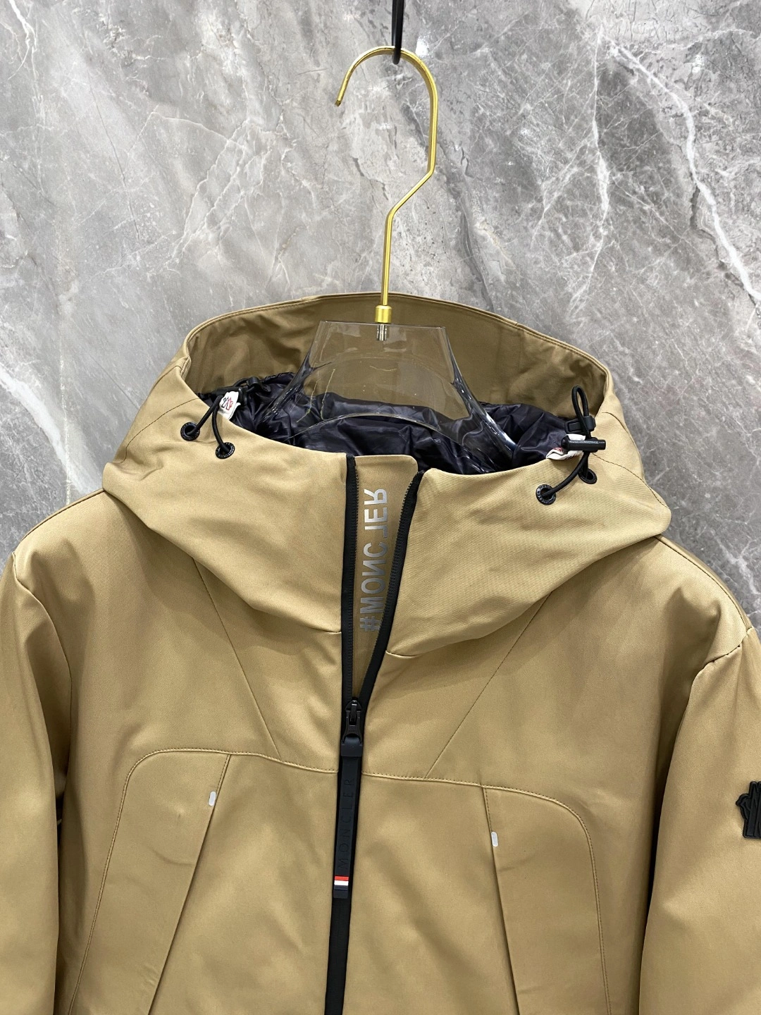 Flexible Moncler Down Jackets 145518