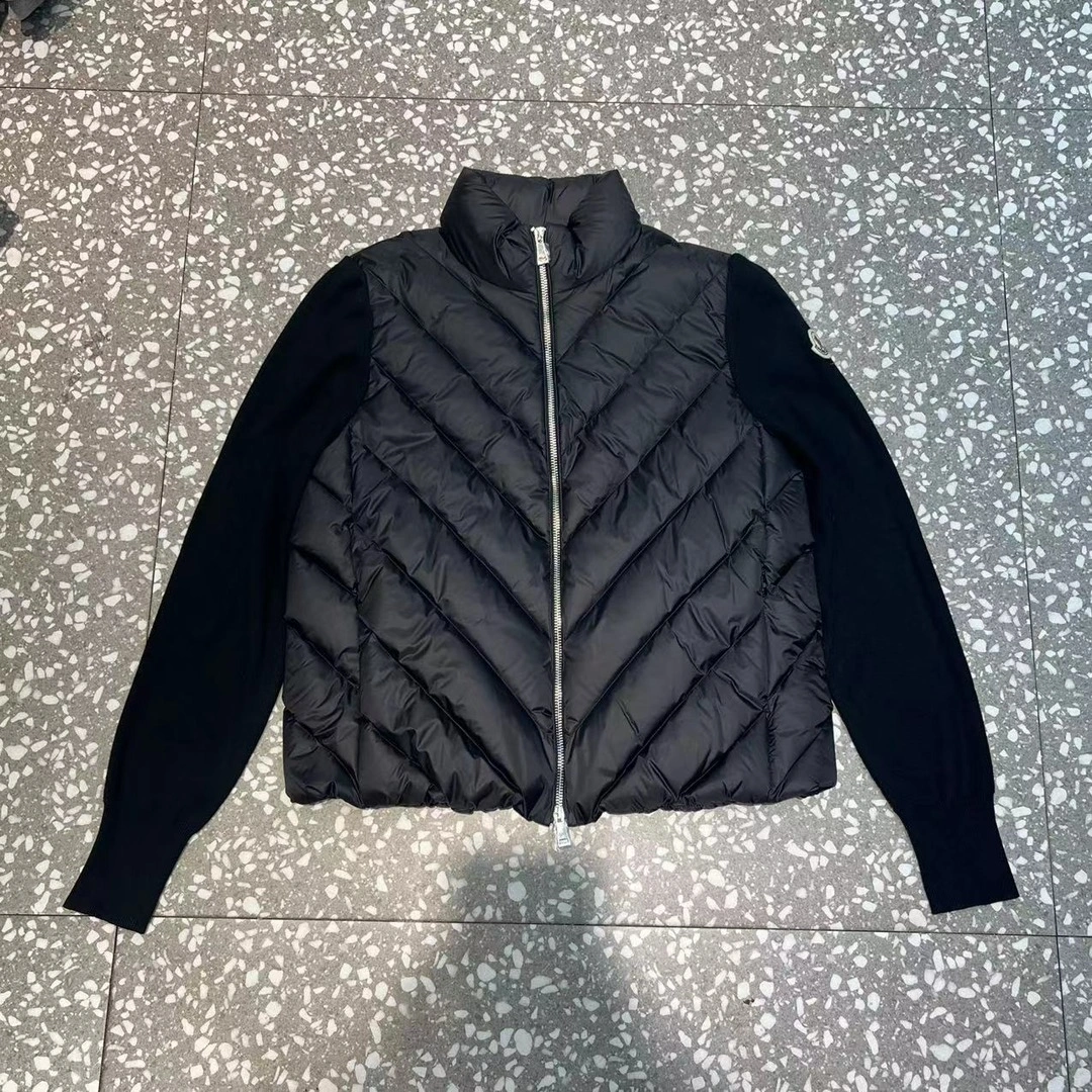Moncler Down Jackets Versatile 145517