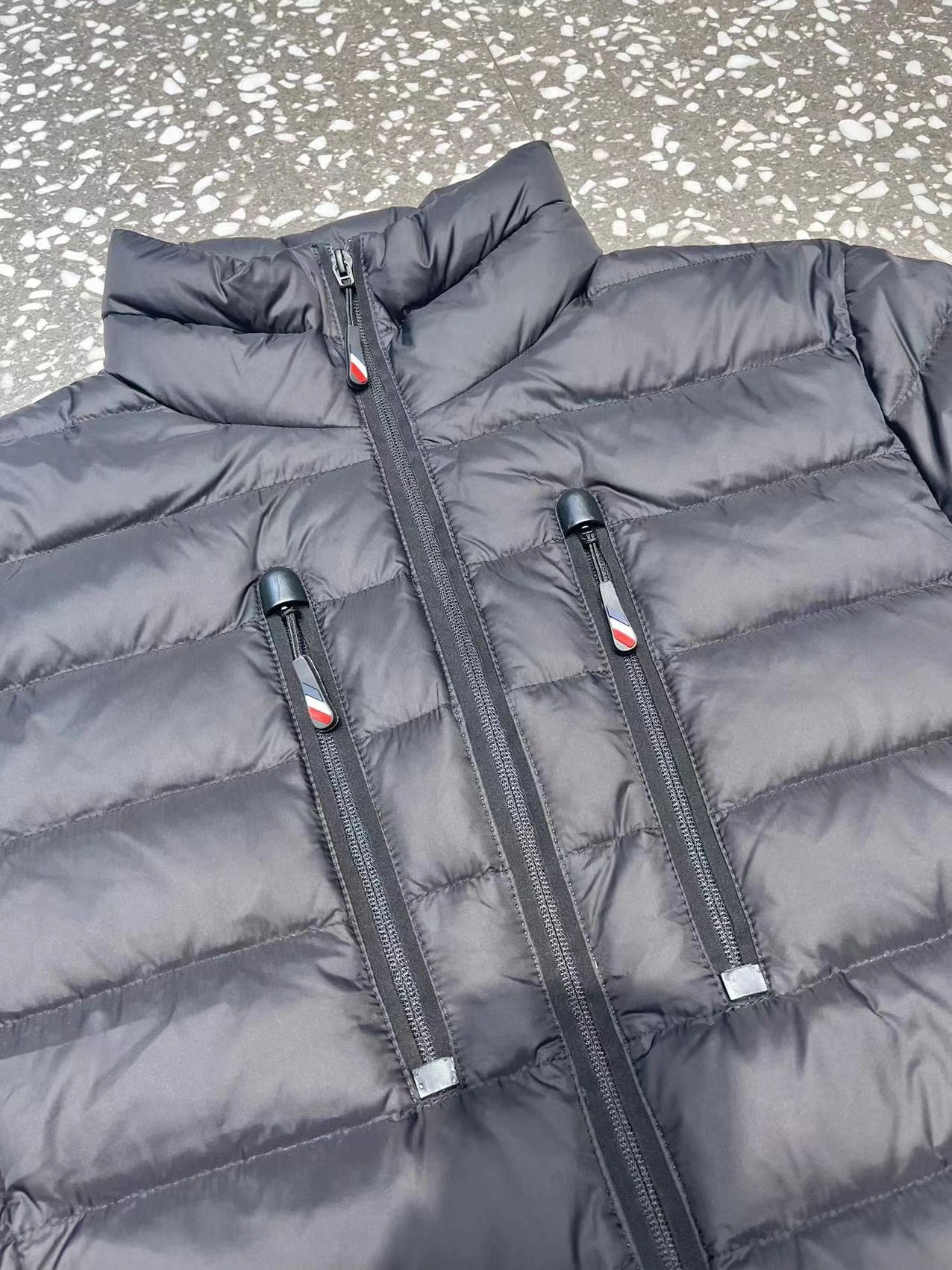 Moncler Down Jackets Sustainable 145513