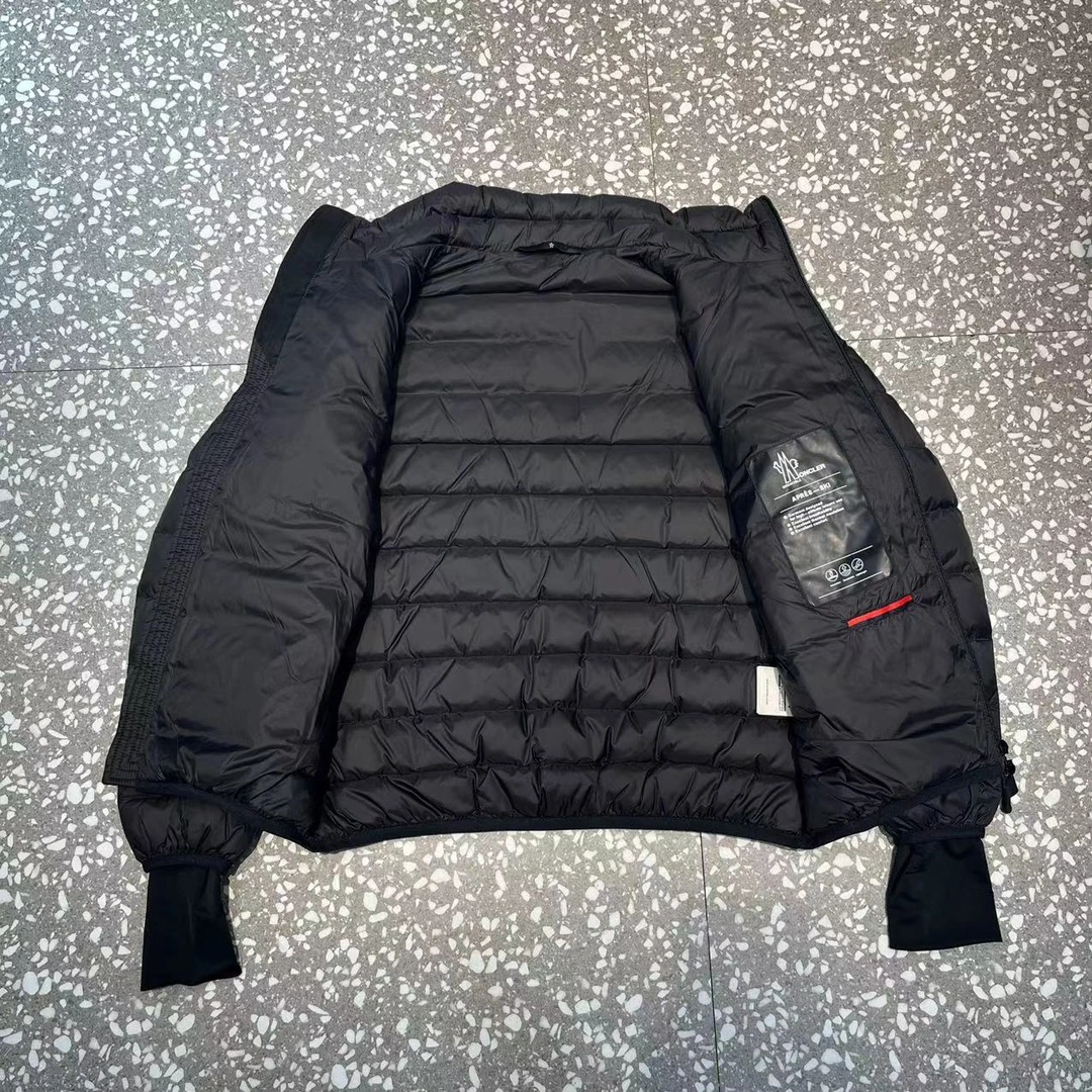 Moncler Down Jackets Sustainable 145513