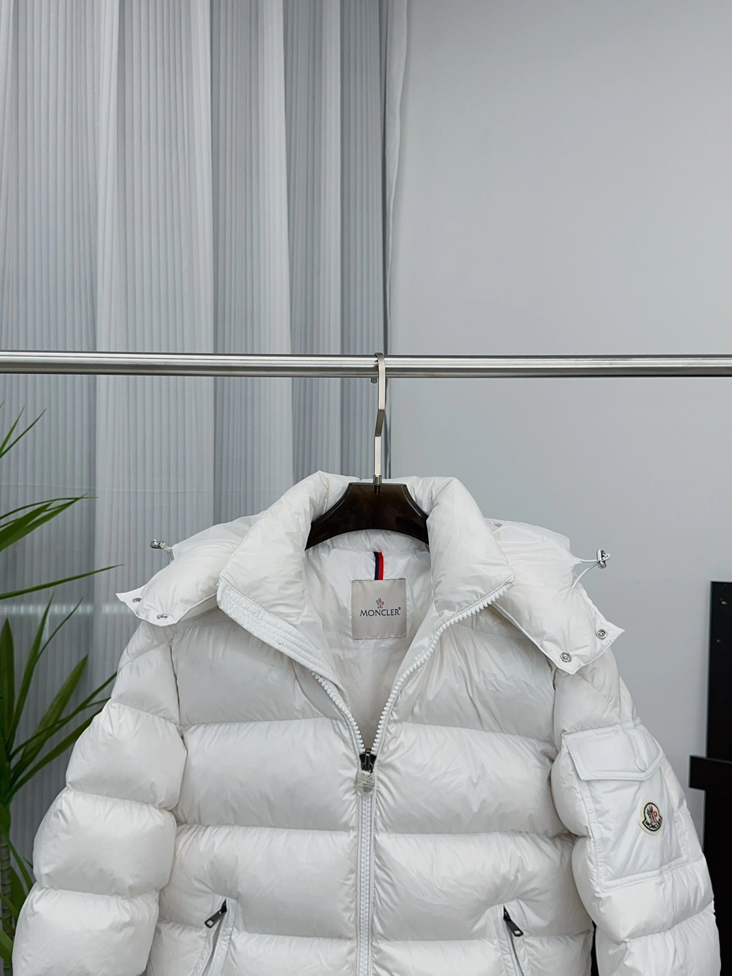 SunProtective Moncler Down Jackets 145509