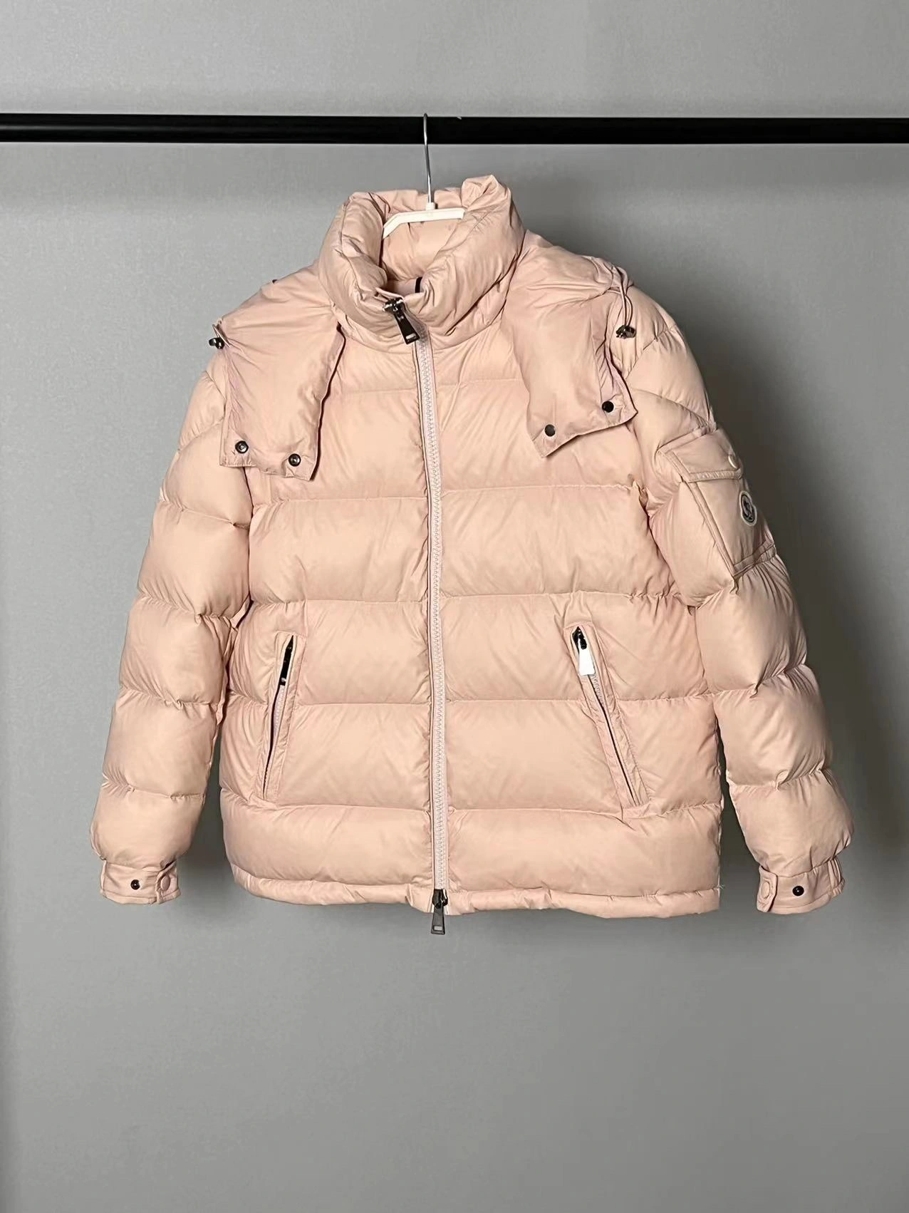 Moncler Down Jackets Flexible 145487