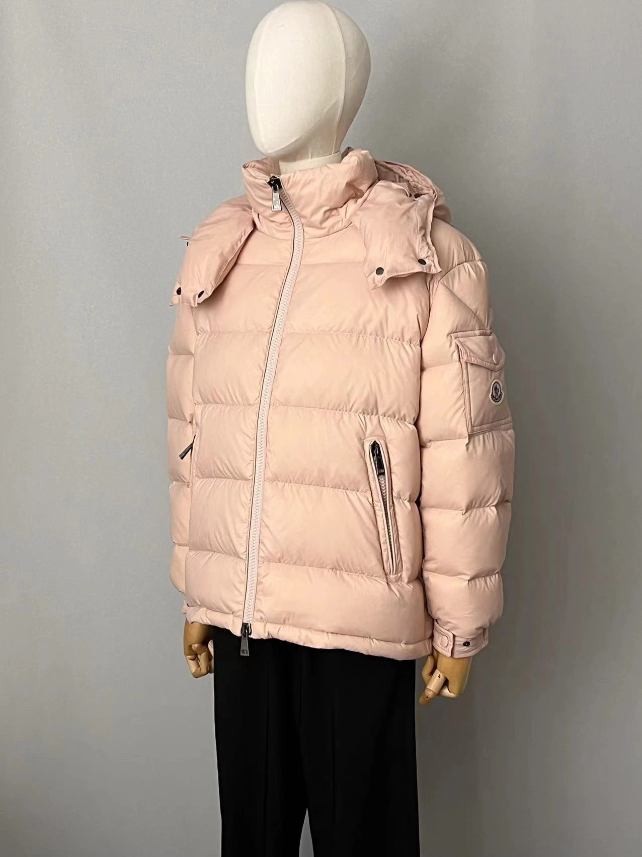 Moncler Down Jackets Flexible 145487